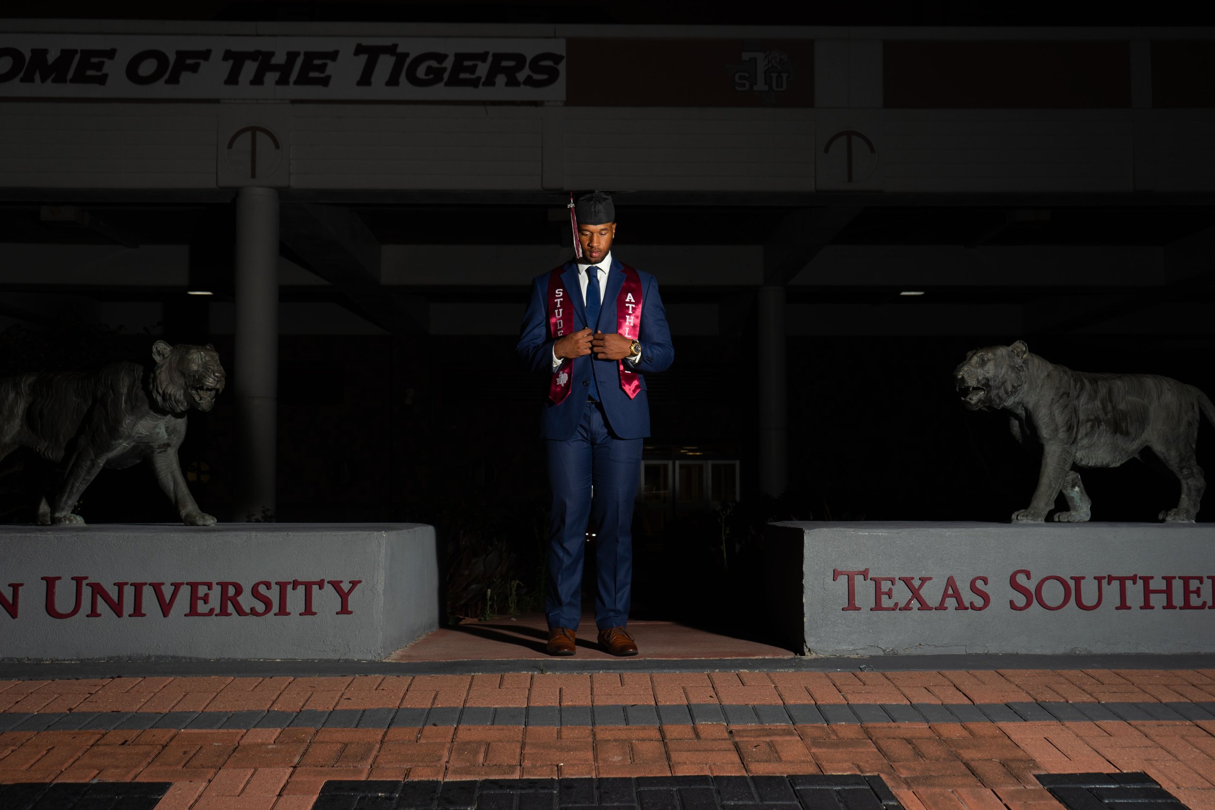 KEWAN_GRADUATION010.jpg