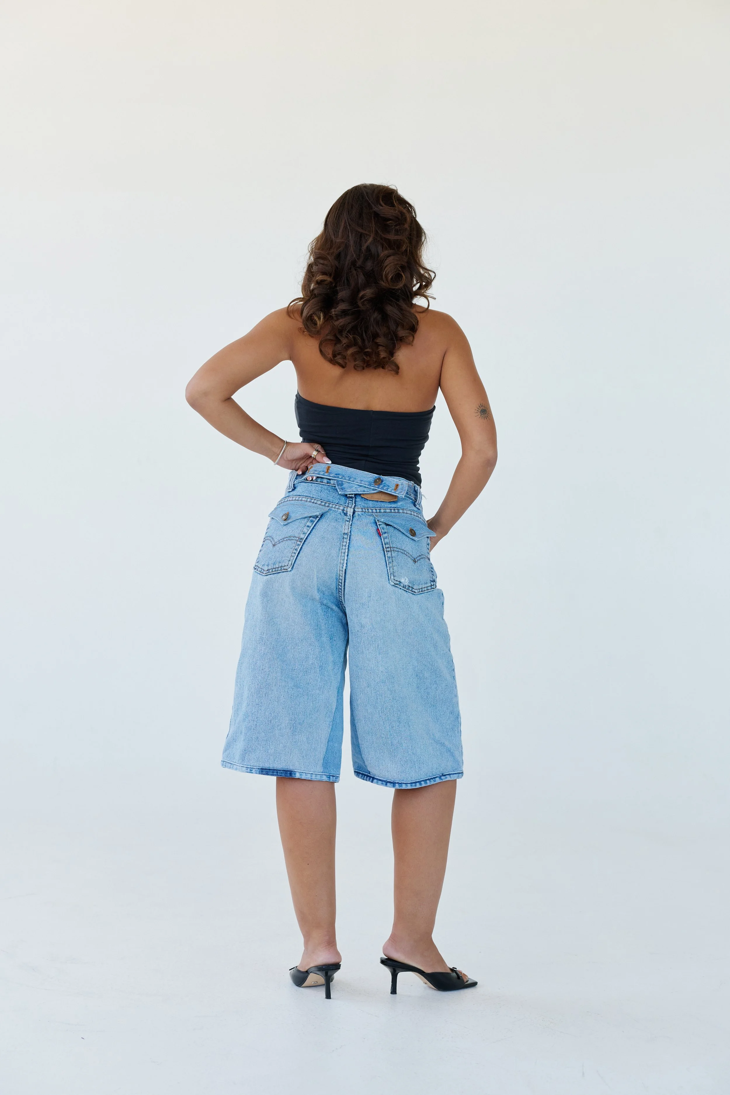 Lola Short L-M.jpg