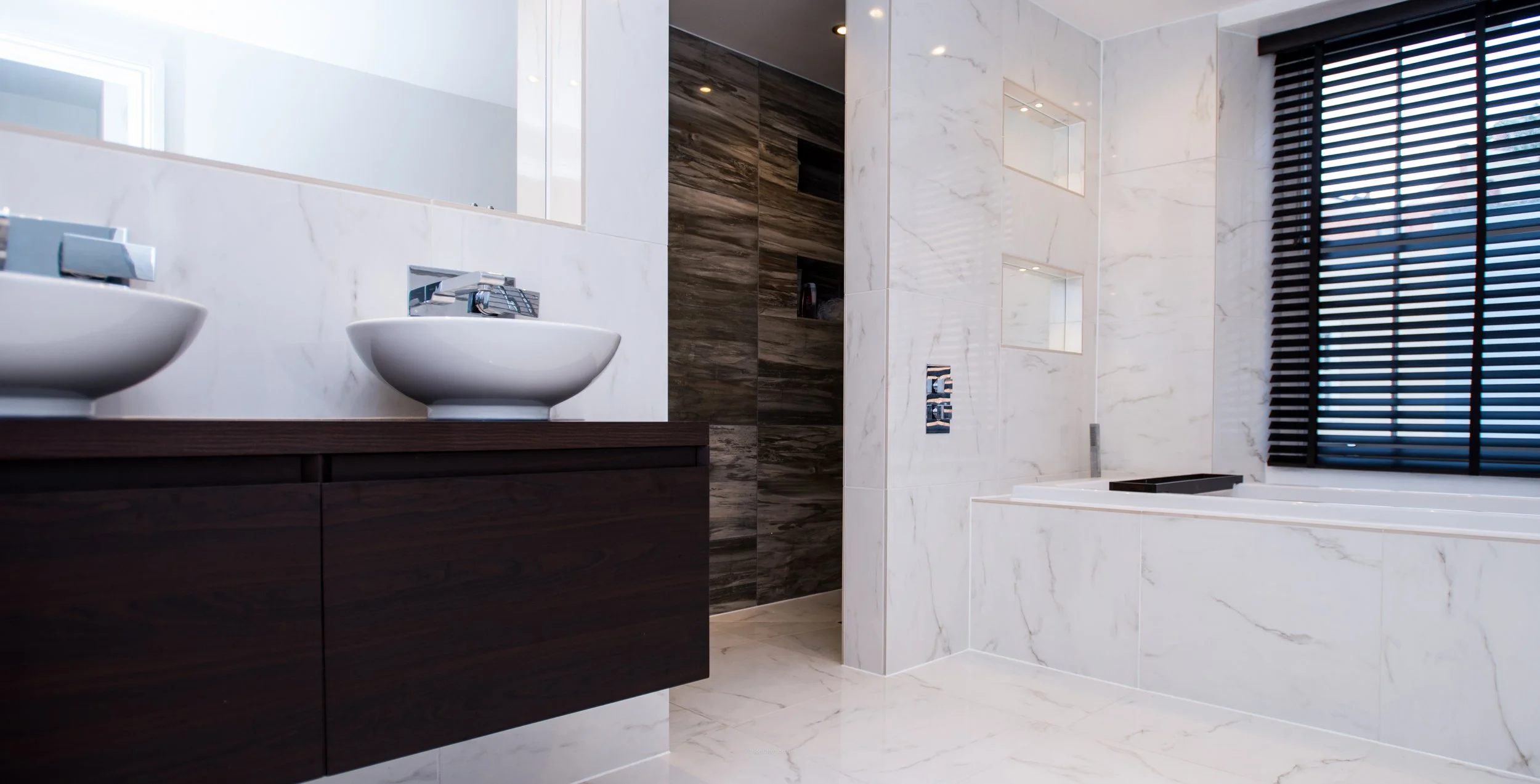 CLIFTONWOOD-BATHROOM-custom-interior-design1).jpg