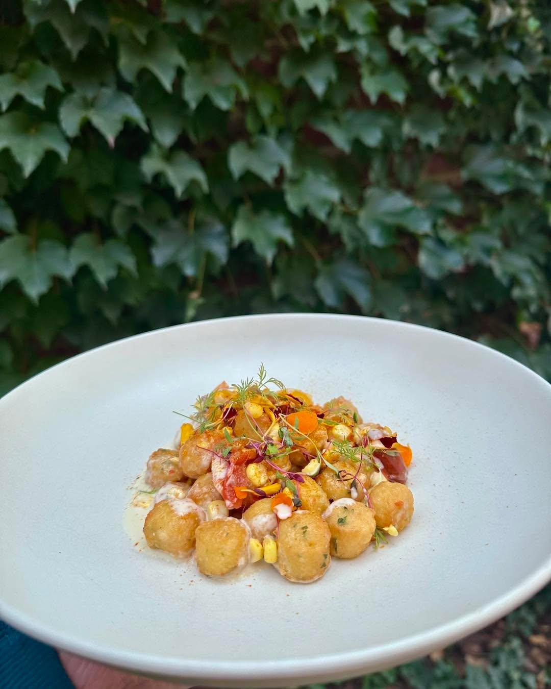 A Tallgrass staple but with an autumn twist. 🍂

Our Crispy Parisian Gnocchi is served with champagne cream, roasted sweet corn, preserved tomato, and pickled sweet corn for a beautiful balance of rich, savory, and bright seasonal flavors.

Thoughtfu