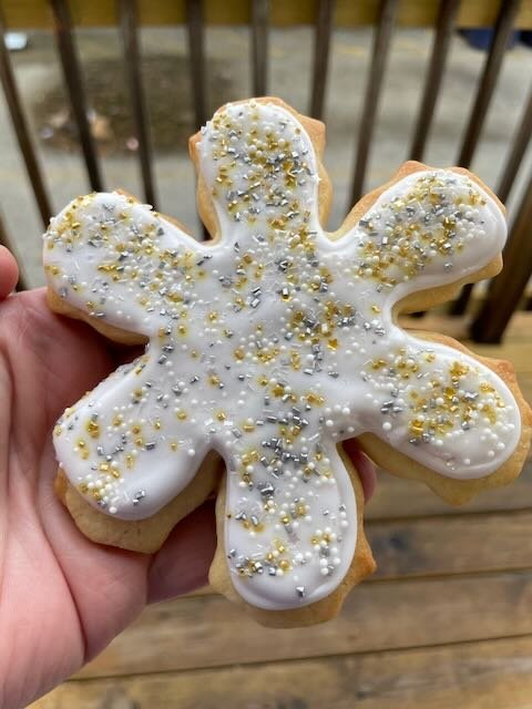 Celebrating the 2nd Annual Downtown Skokie Holiday Cookie Walk