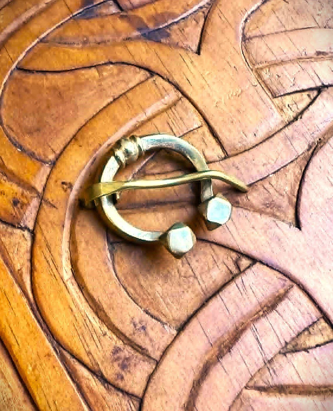 Diamond Tip Fibula