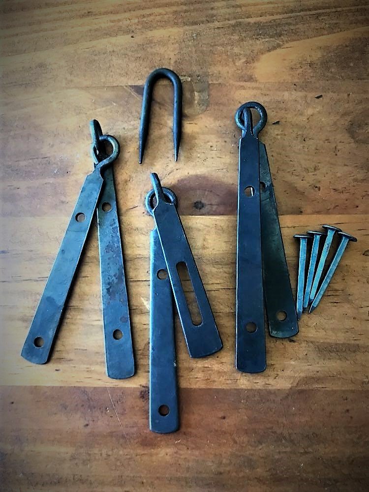 Chest hinge set (2).jpg