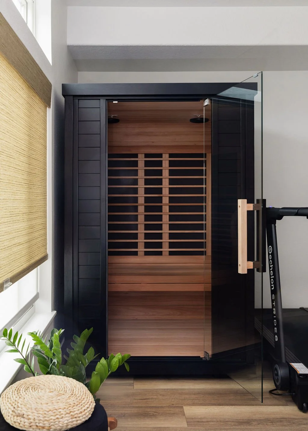 Wellness room open sauna.jpg