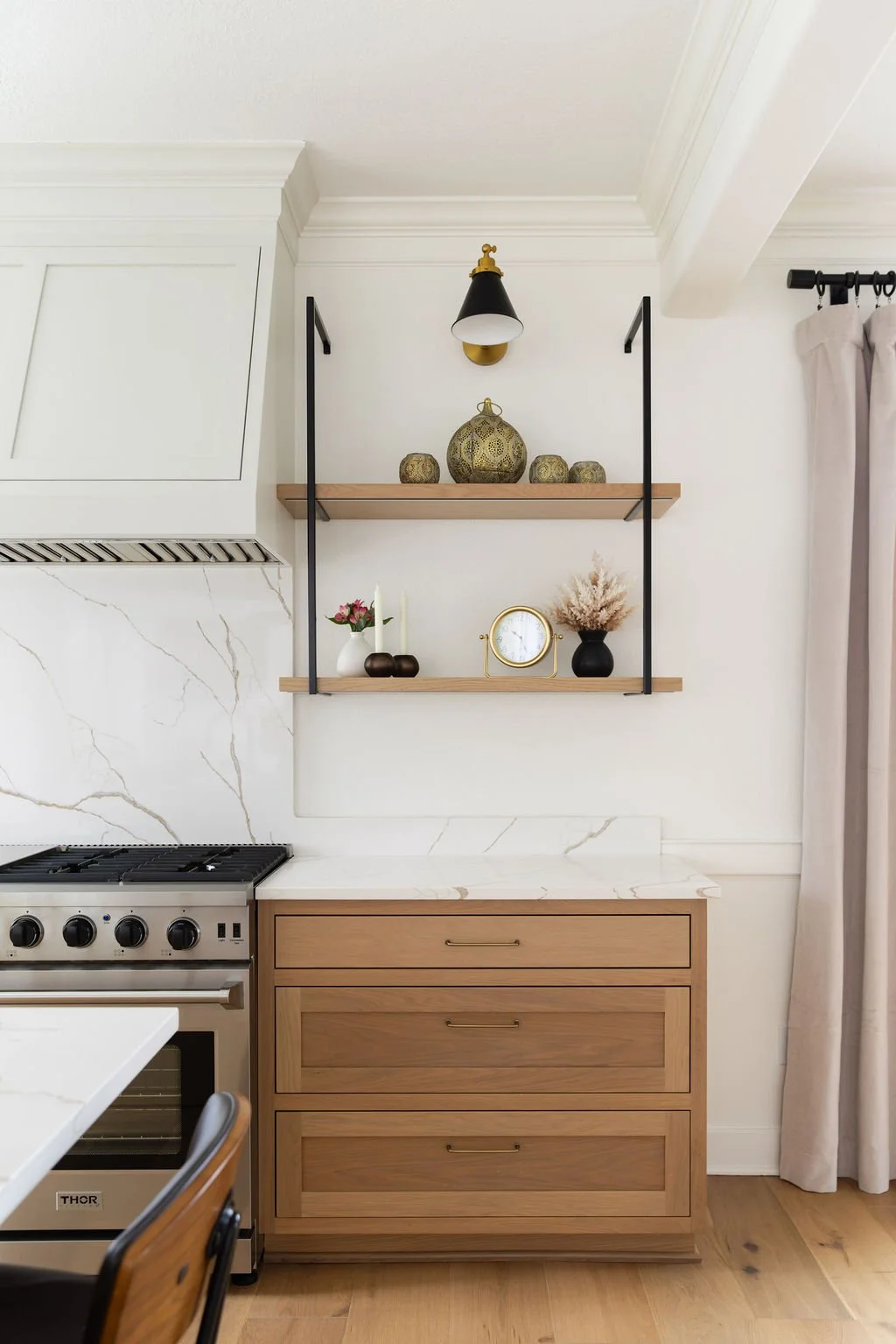 family-kitchen-shelves.jpg