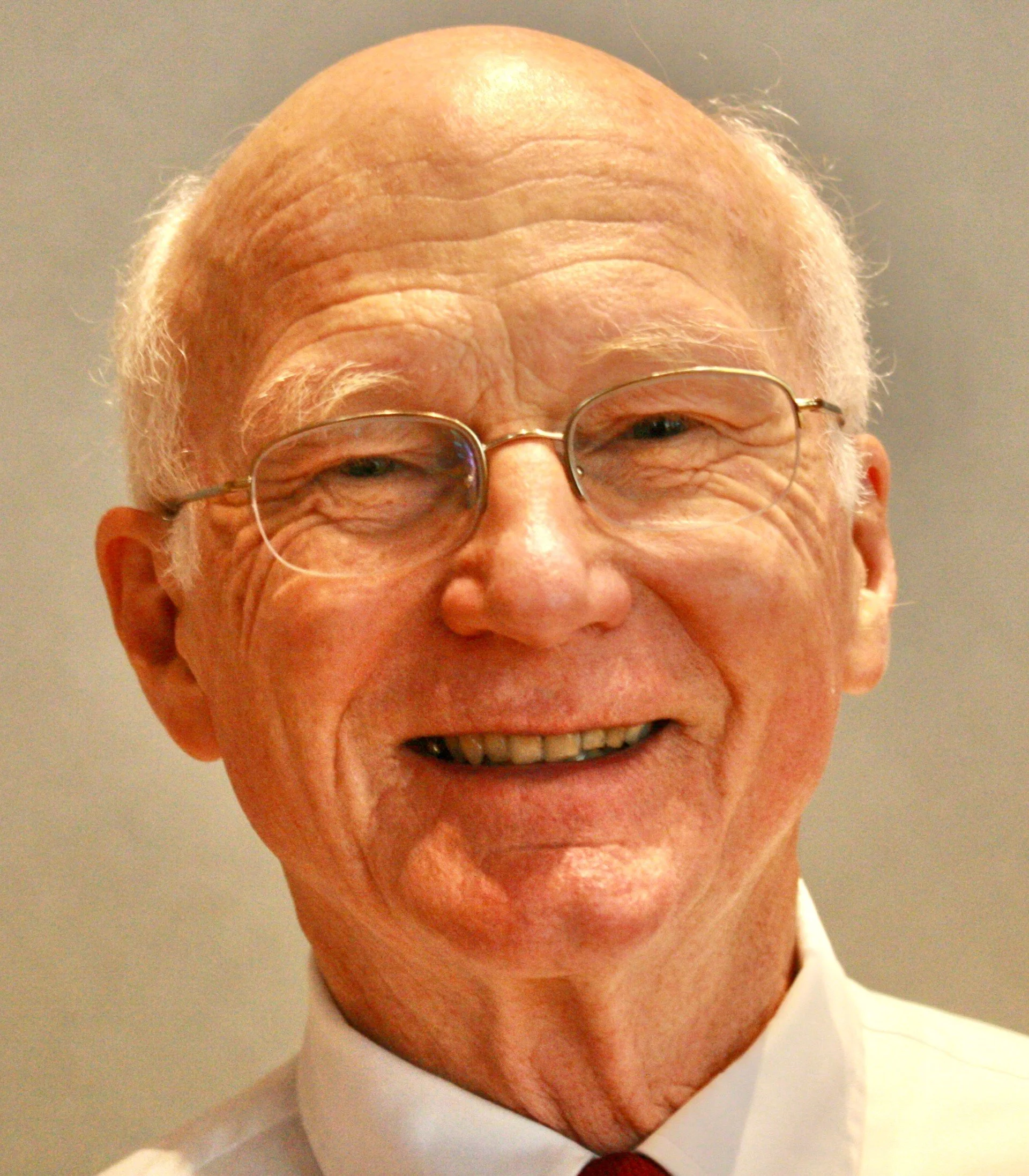 thumbnail_HPW head shot_5726.jpg