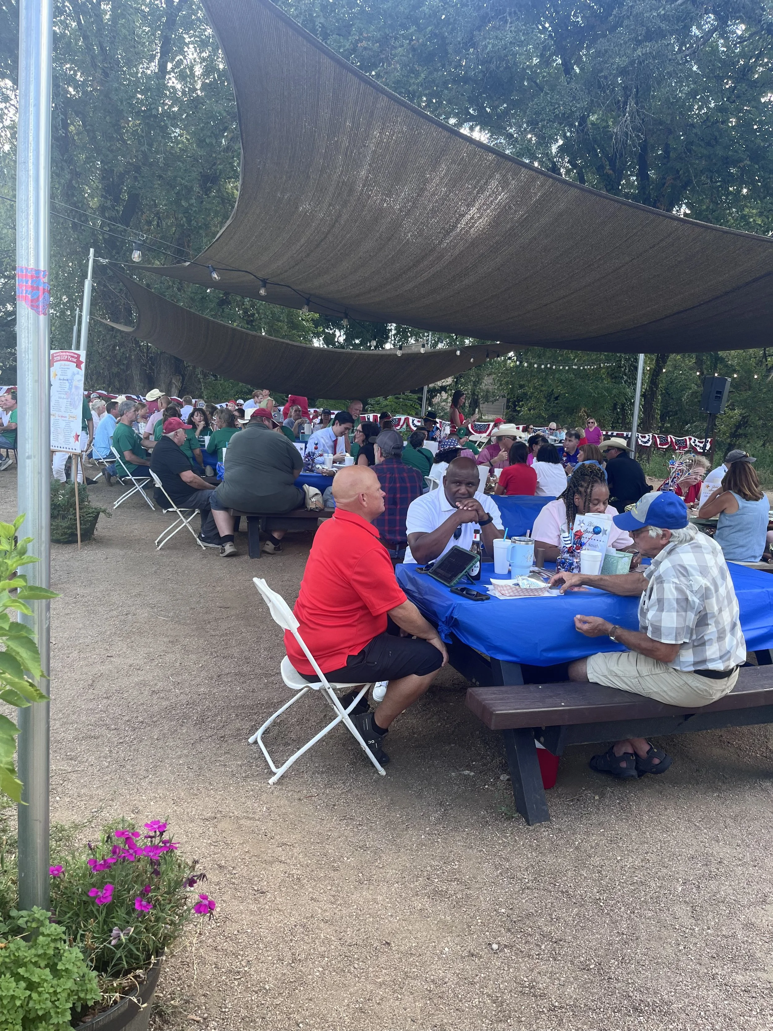 Food, fun, & fellowship, as well as a silent auction were enjoyed by all.  Bill's Burgers once again provided an excellent venue & a delicious meal.  Thank you to  to Damon Beierle for managing our sound system again this year.