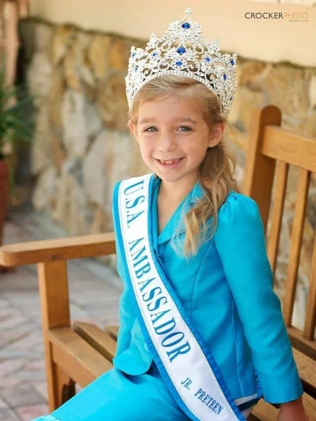 Elizabeth- 2013 Jr. Preteen