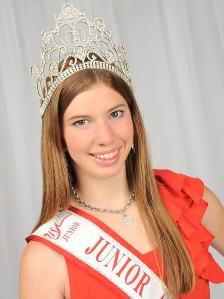 Laura- 2012 Junior Ambassador Teen 