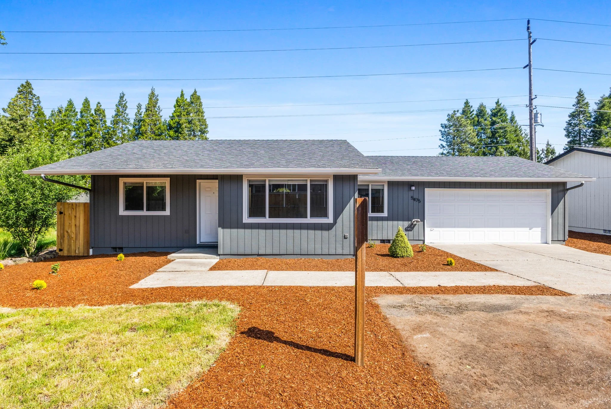 48-web-or-mls-5475 Newberg Dr N 48.jpg