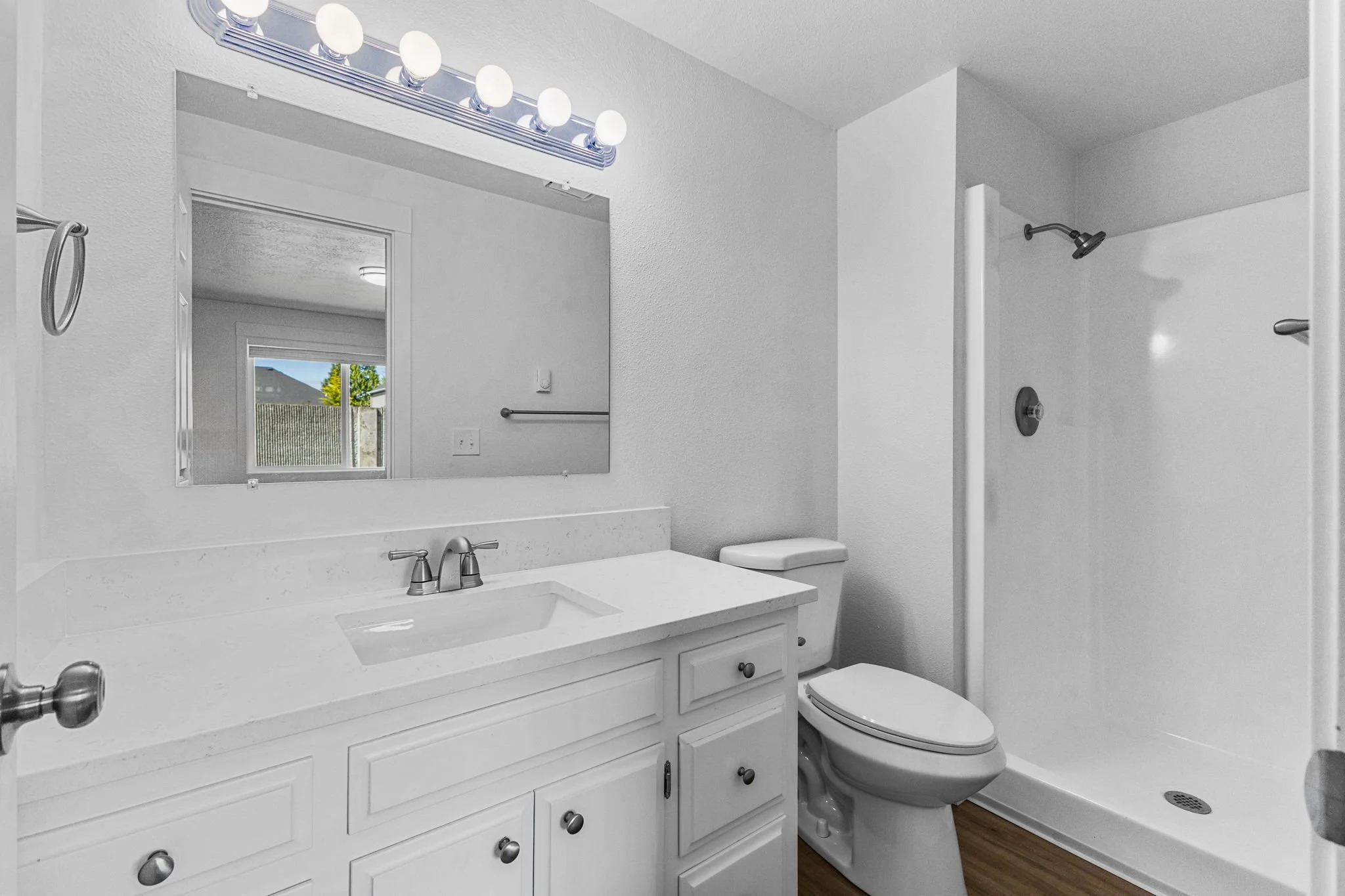 43-web-or-mls-5475 Newberg Dr N 43.jpg