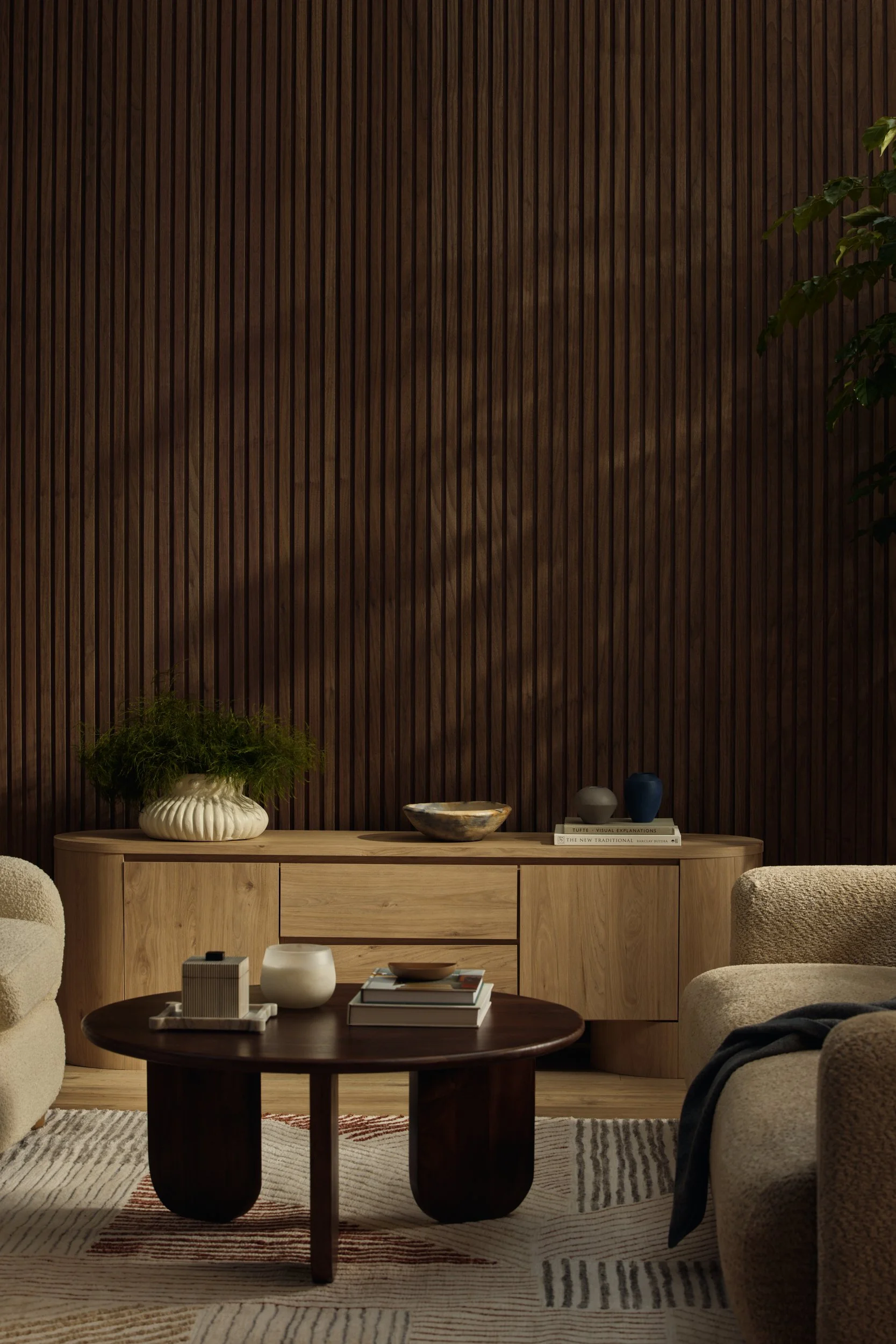 TI_GrainMatchWalnut_MediaWall_DETAILS_0021.jpg