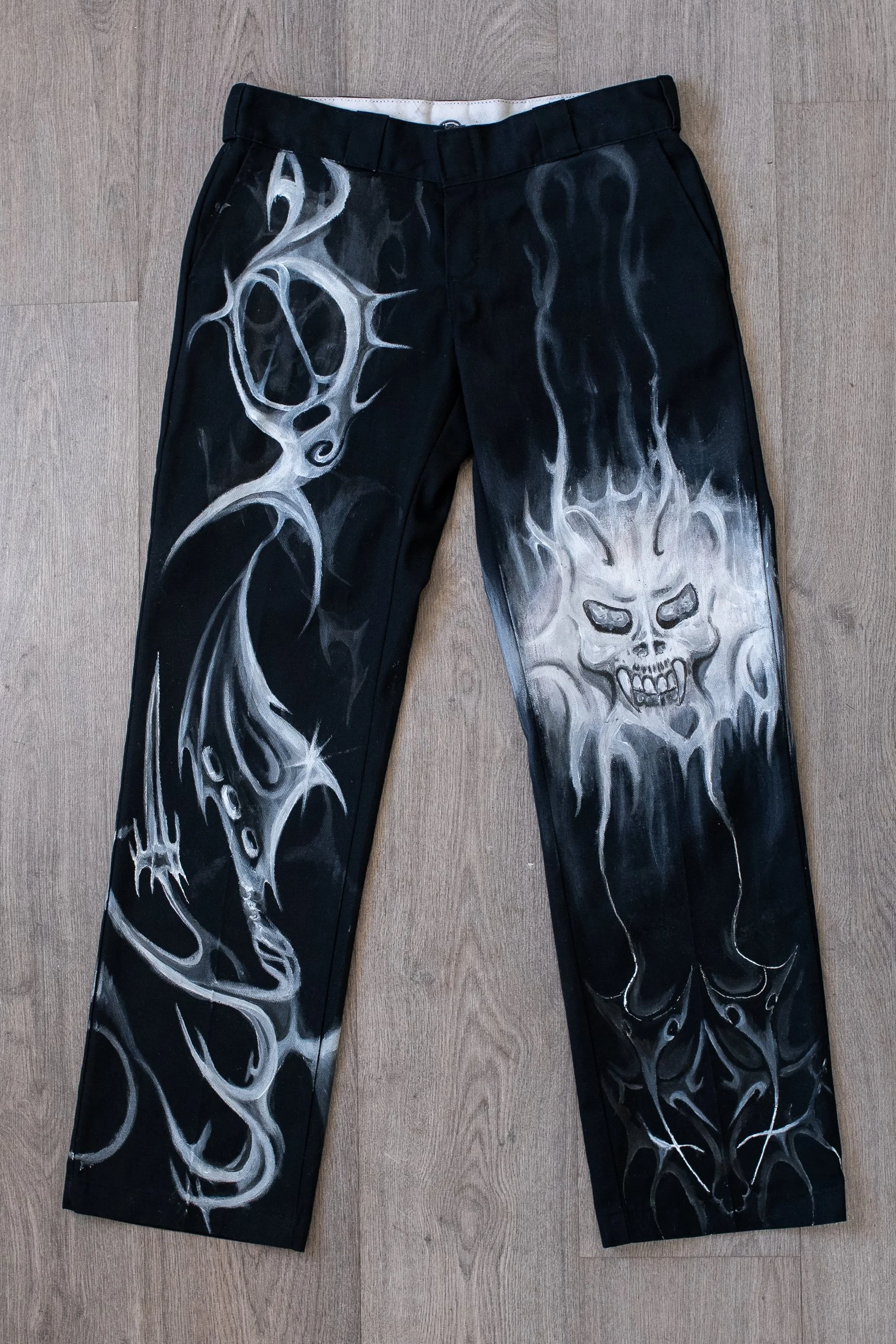 Black skele pants-02.jpg