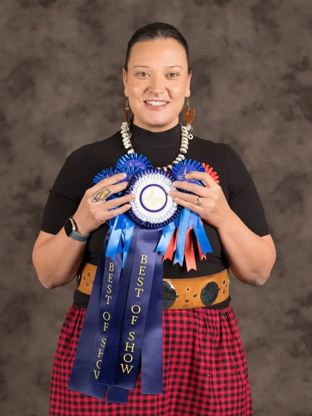 Melissa “Niigaaniigaabowikwe” and Thomas “Ogimaawajiweb” Fowler are the Anishinaabe Indigenous artists of Creatively Indigenous. Residing in the St. Croix Chippewa Indians of Wisconsin's Maple Plain Community in Cumberland, Wisconsin where Thomas is 