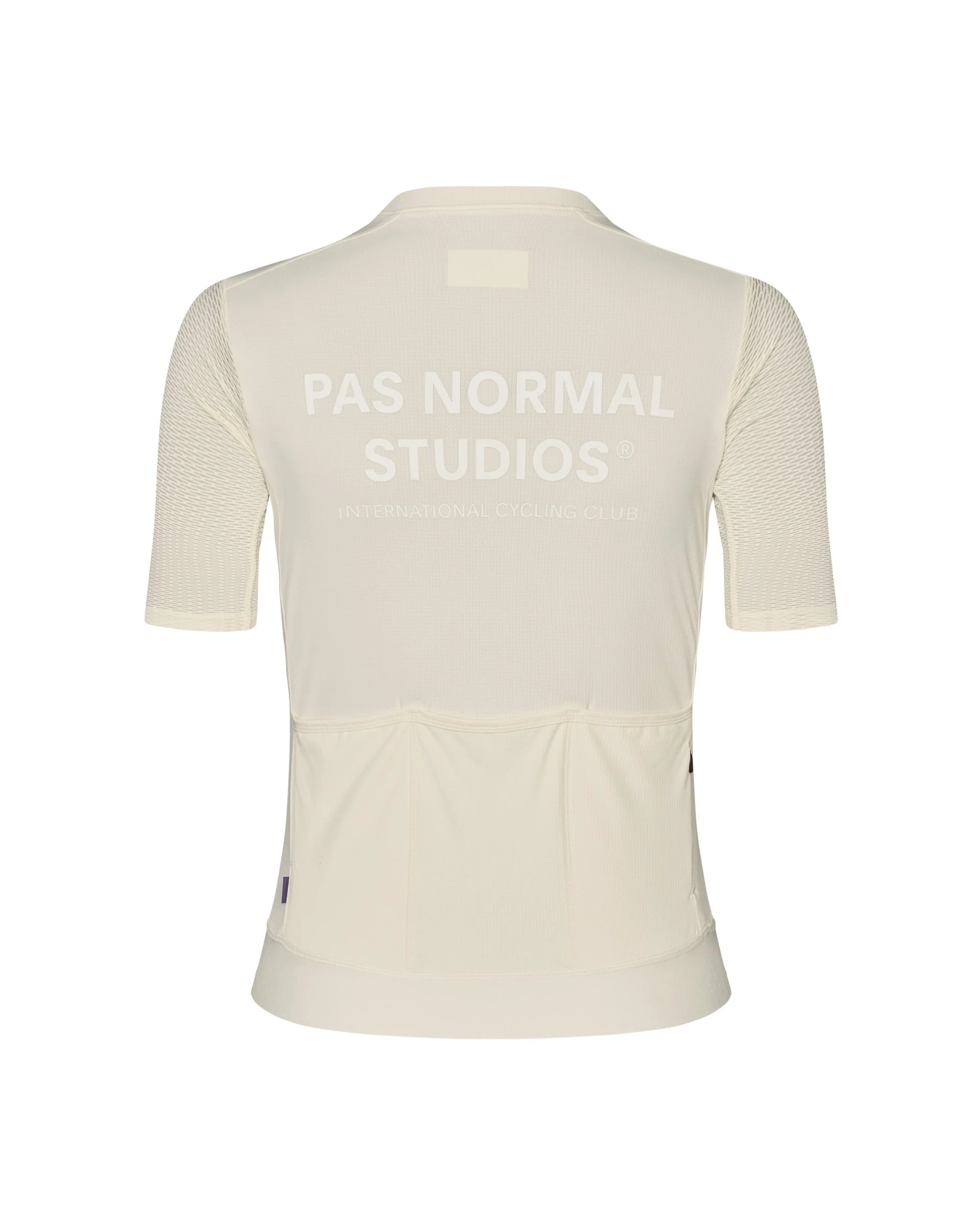 W_EssL_Jersey_OW_2.jpg