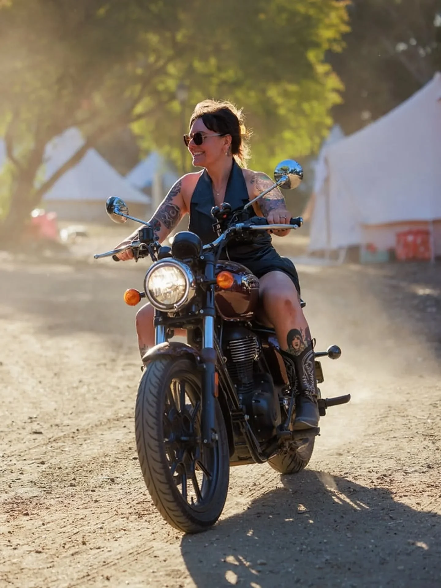 Here's three very sweet ways my work life and personal life intersect ✨️🖤

1. Starting with these photos.. 
This past weekend was spent at Sheilas Shakedown (a moto festival), where friends from all kinds of eras of my life also come to ride / dance