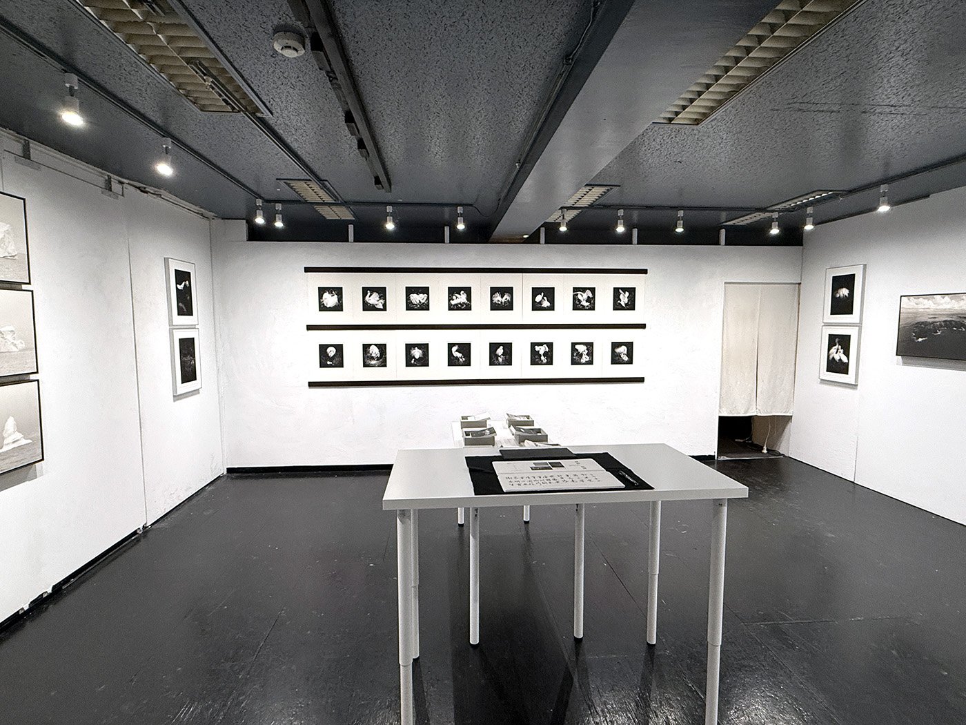 Interview with Taiwanese Photographer Pi-Lin Liu:"Textures of Time"