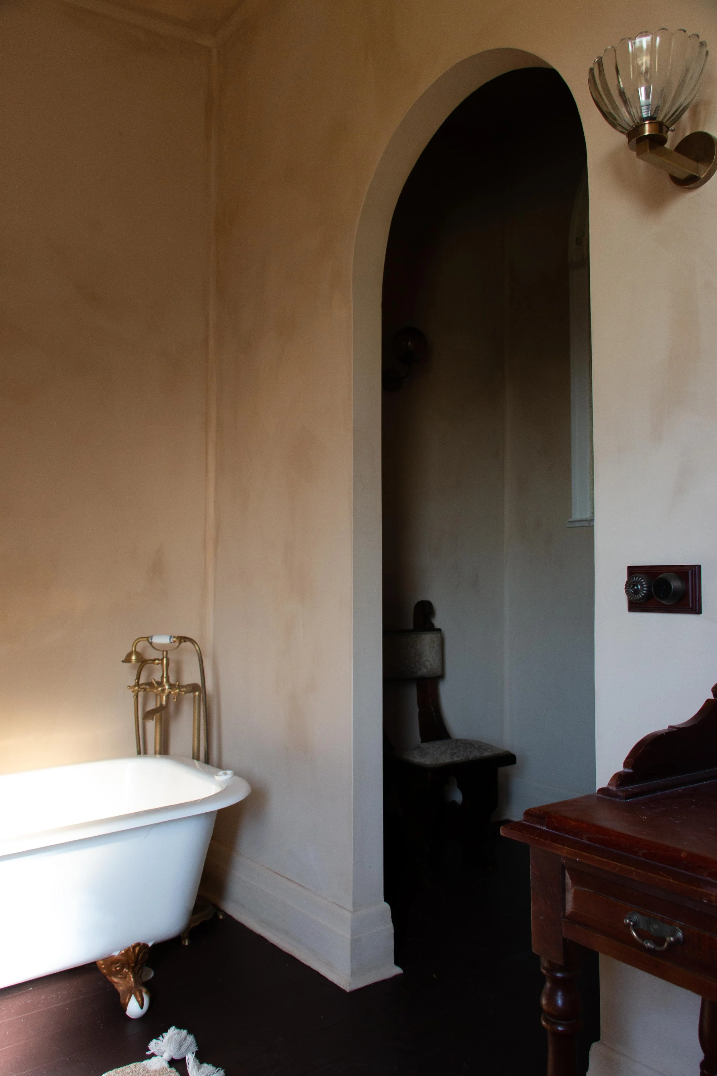 Bathroom 2.jpg
