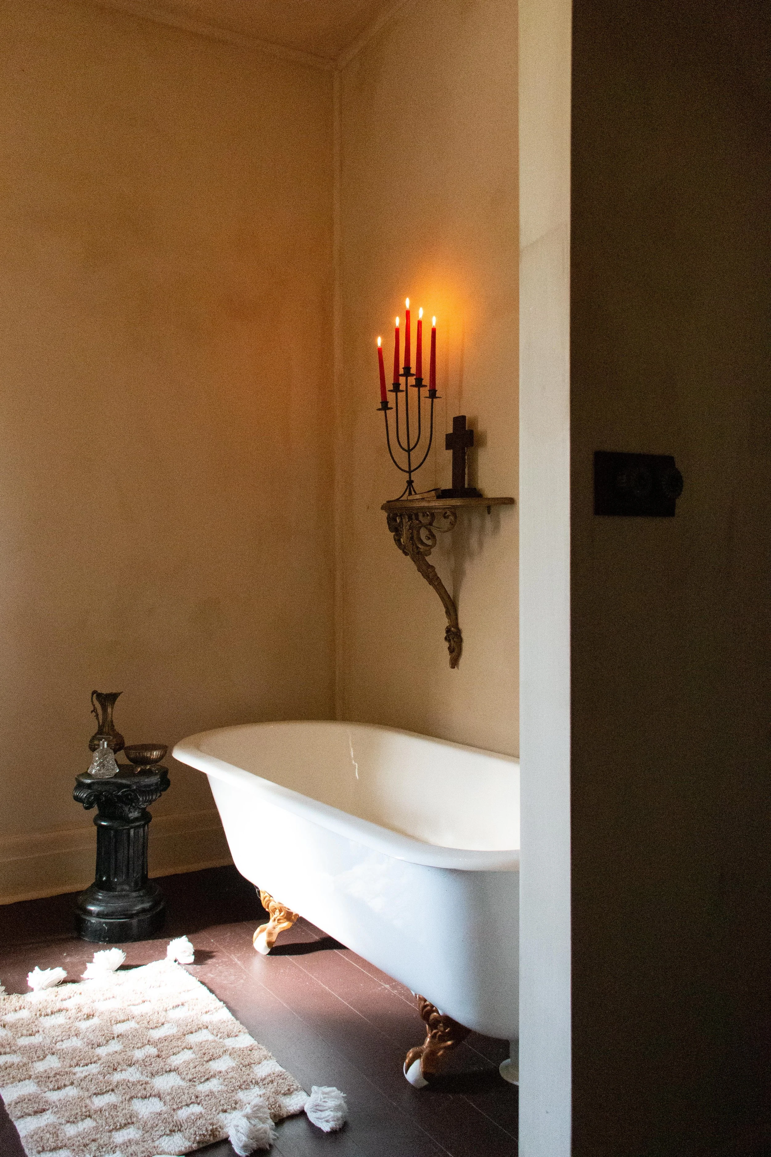 Bathroom 3.jpg
