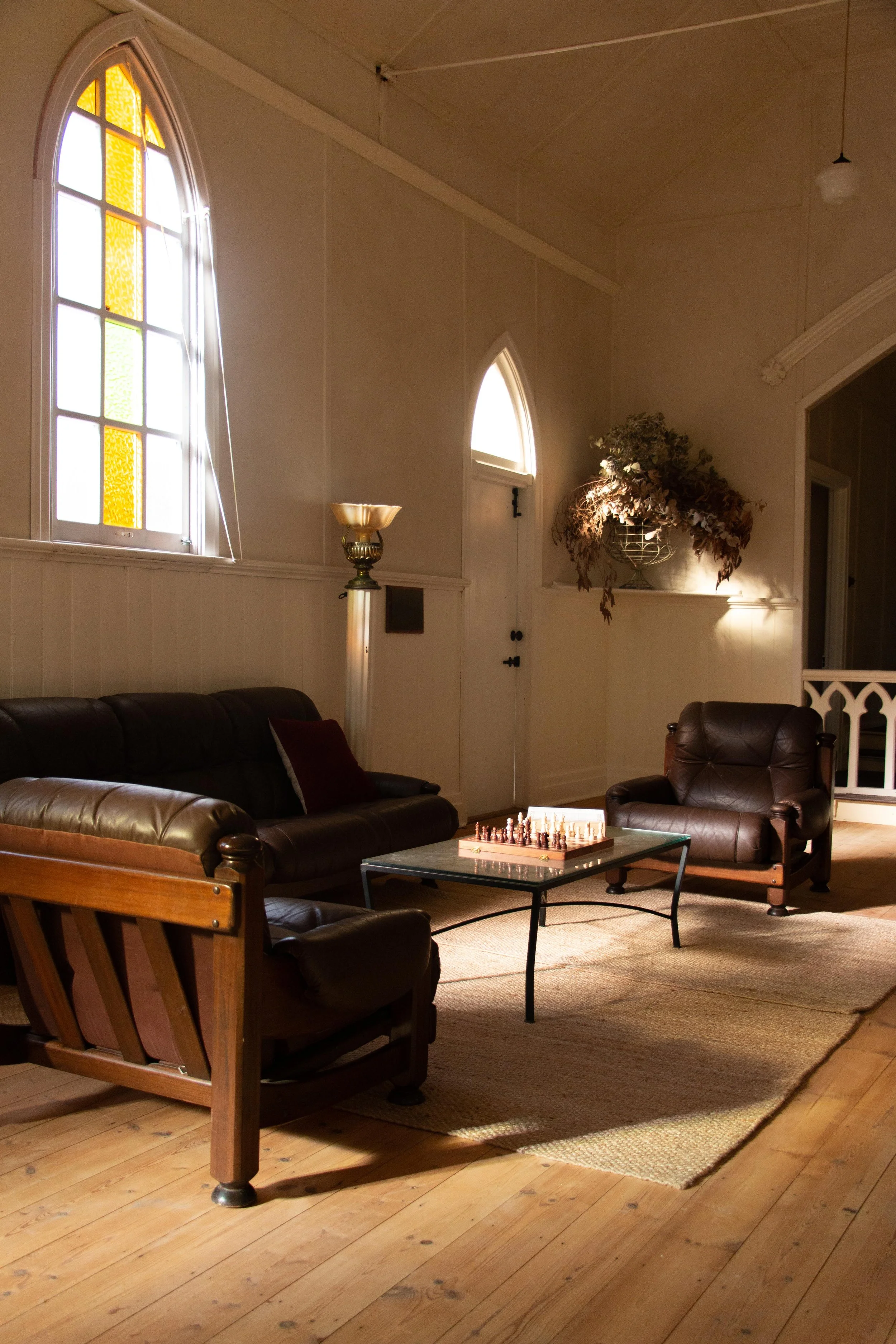 Lounge 1.jpg