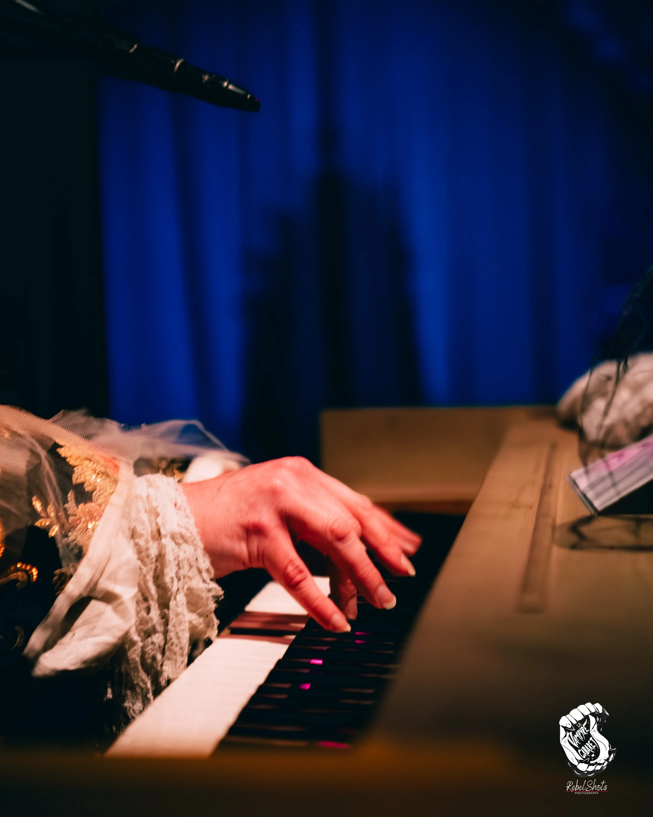 Vampyre Cabaret-23.jpg