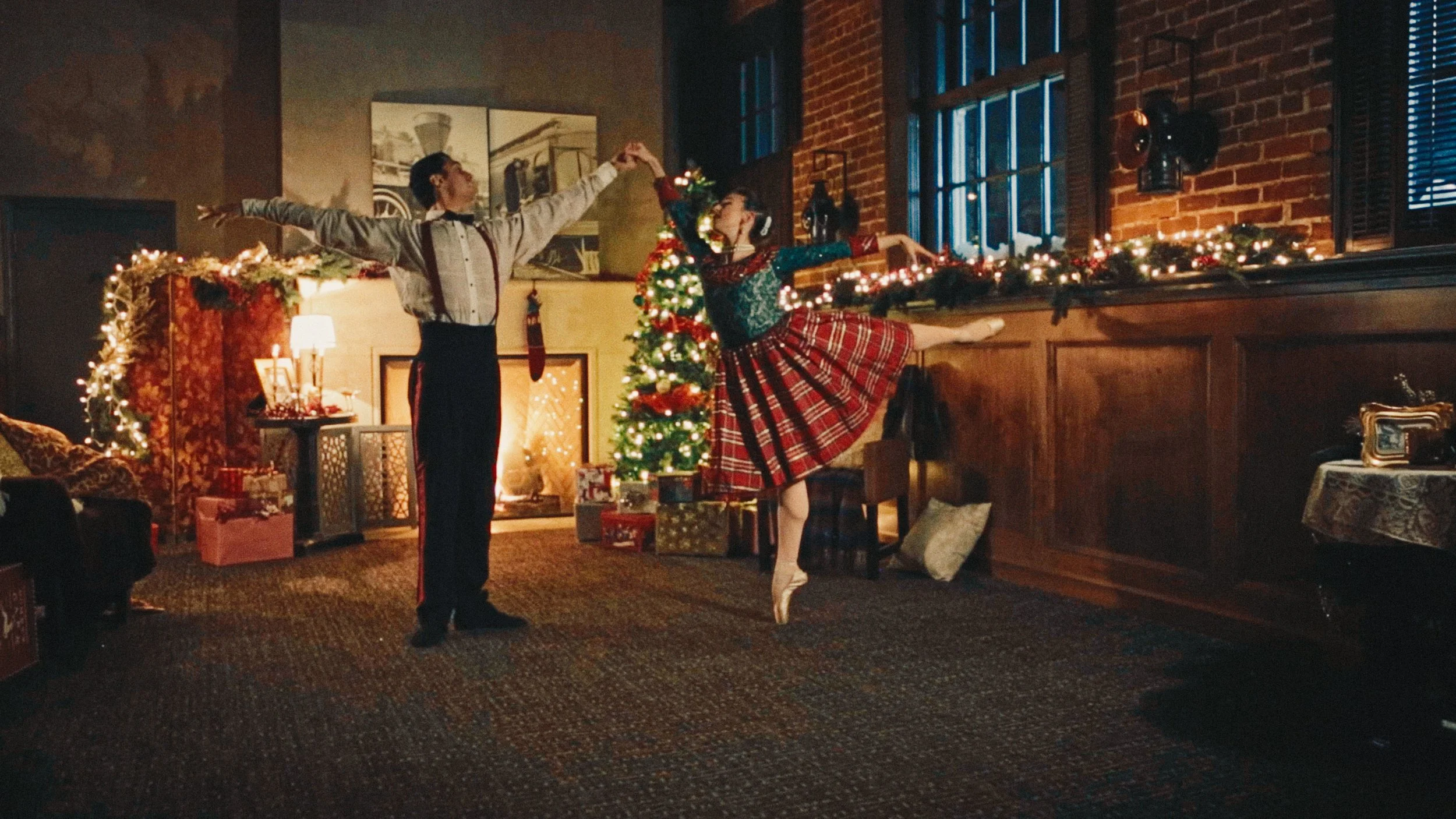 American Christmas Carol Preview