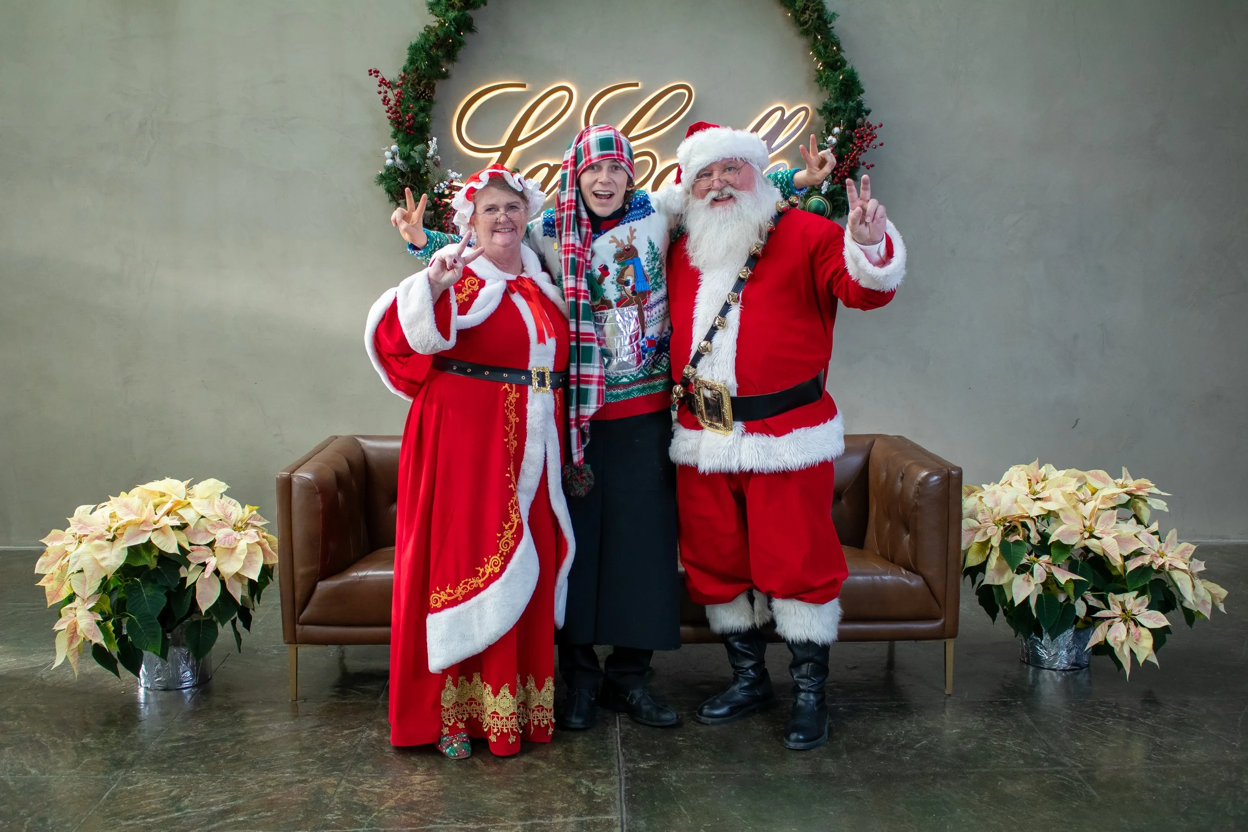 12-14 Santa Brunch-136.jpg