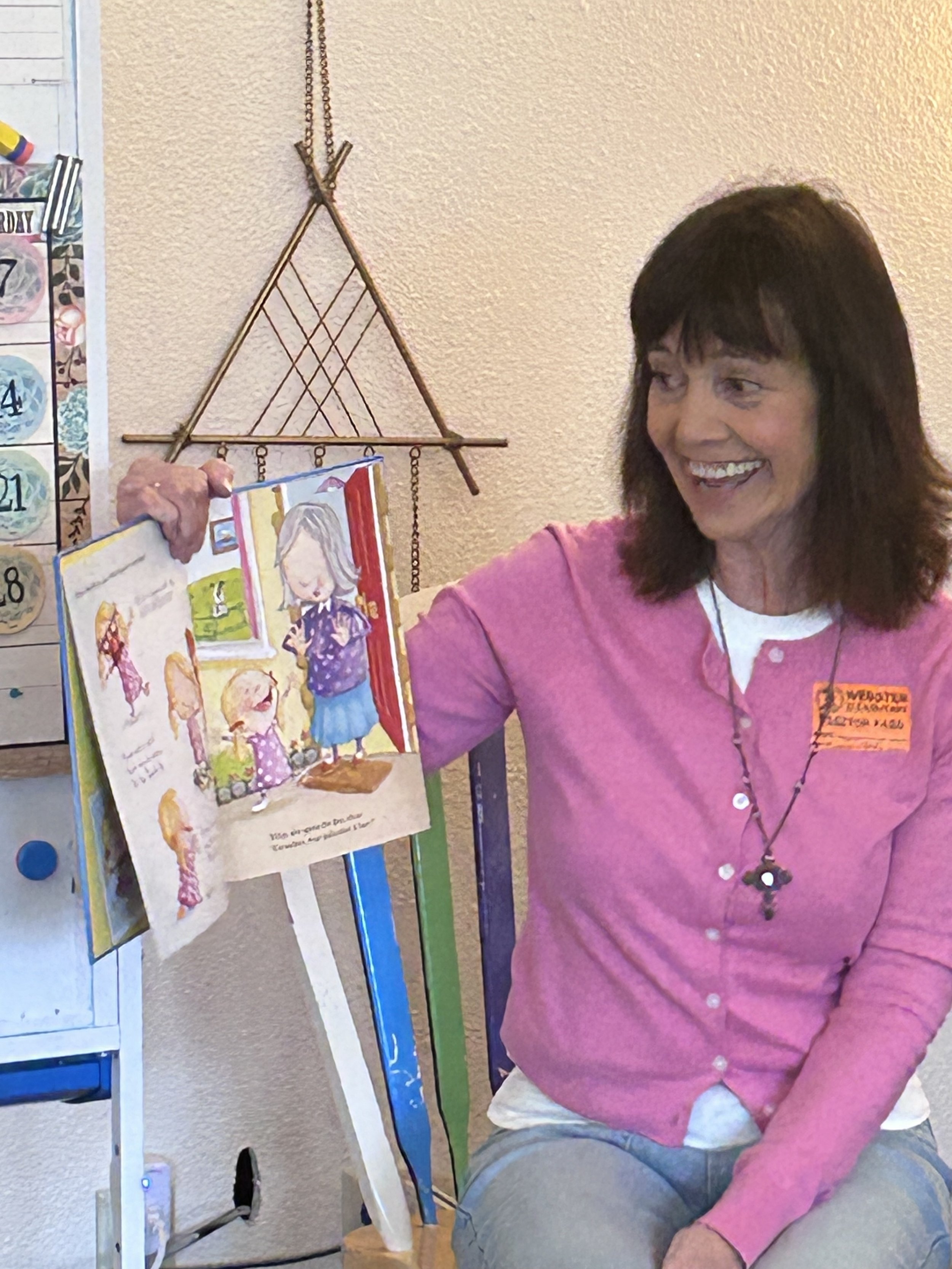 Fun Grandma Goes to the Classroom