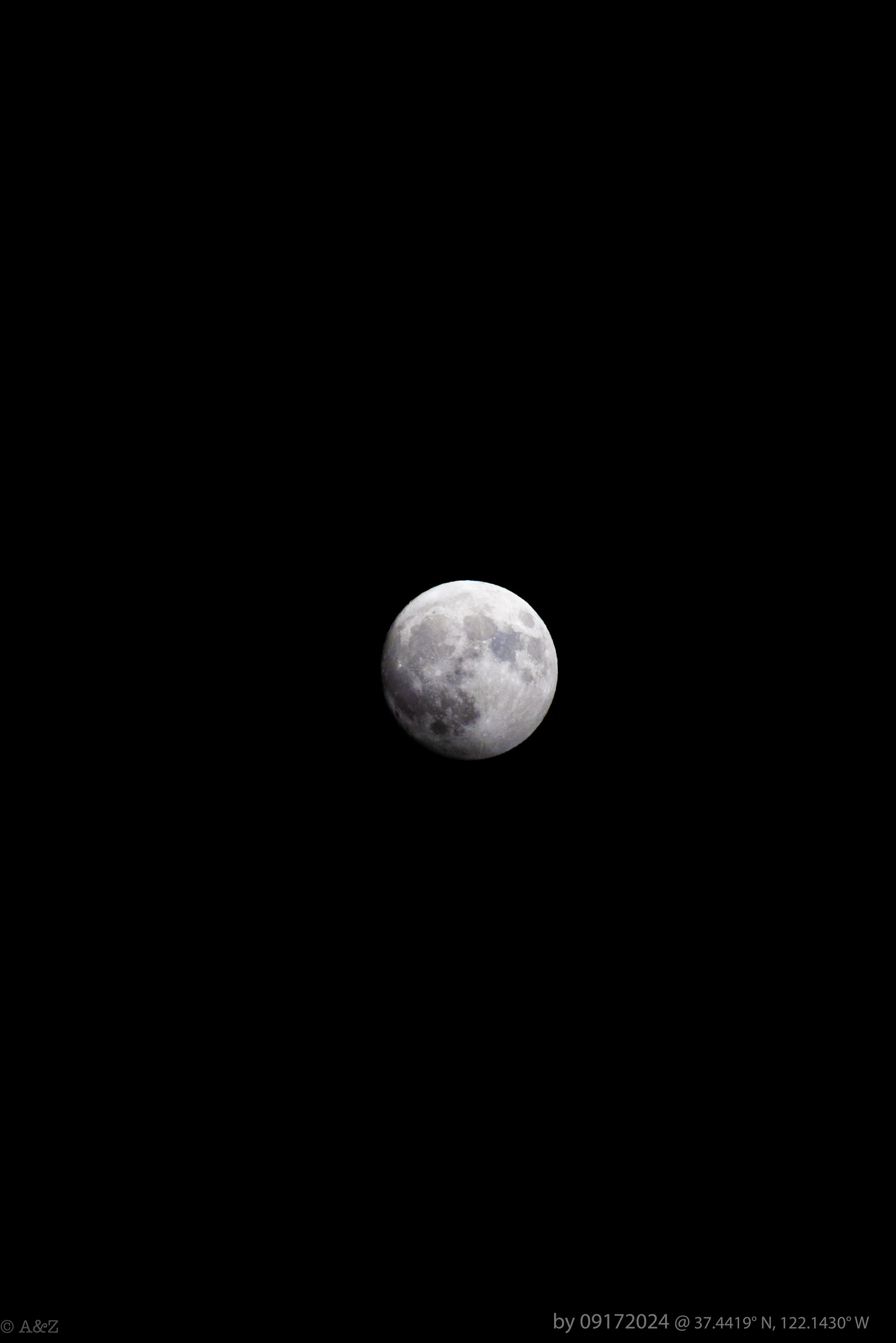 Moon01.jpg