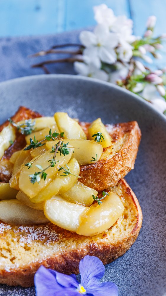 Pain Perdu with caramel apples-2.jpg