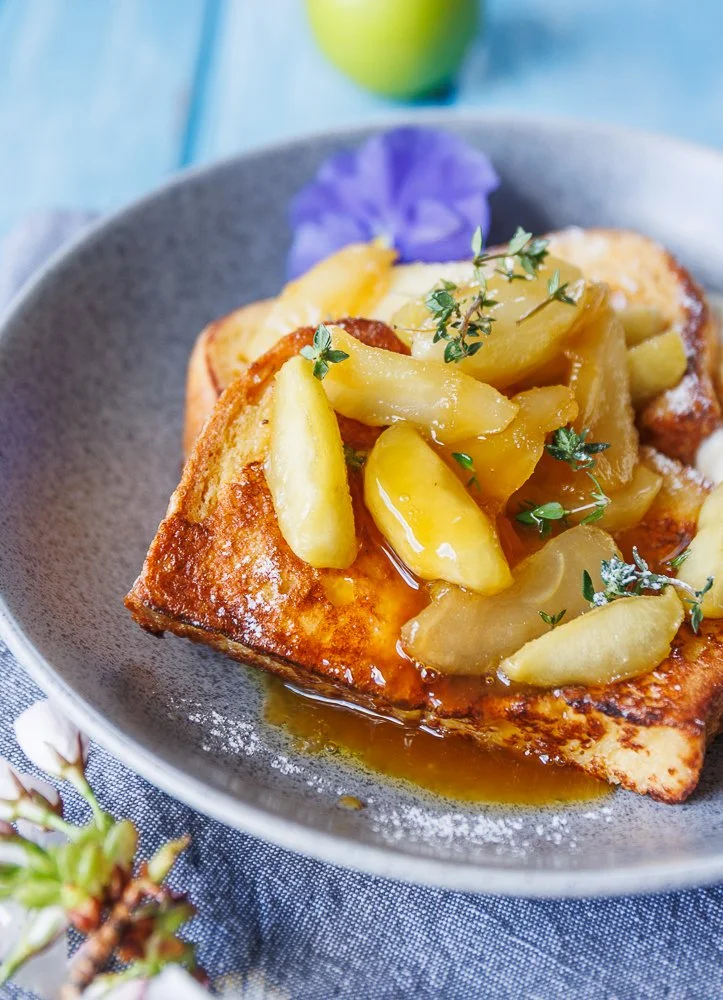 Pain Perdu with caramel apples.jpg