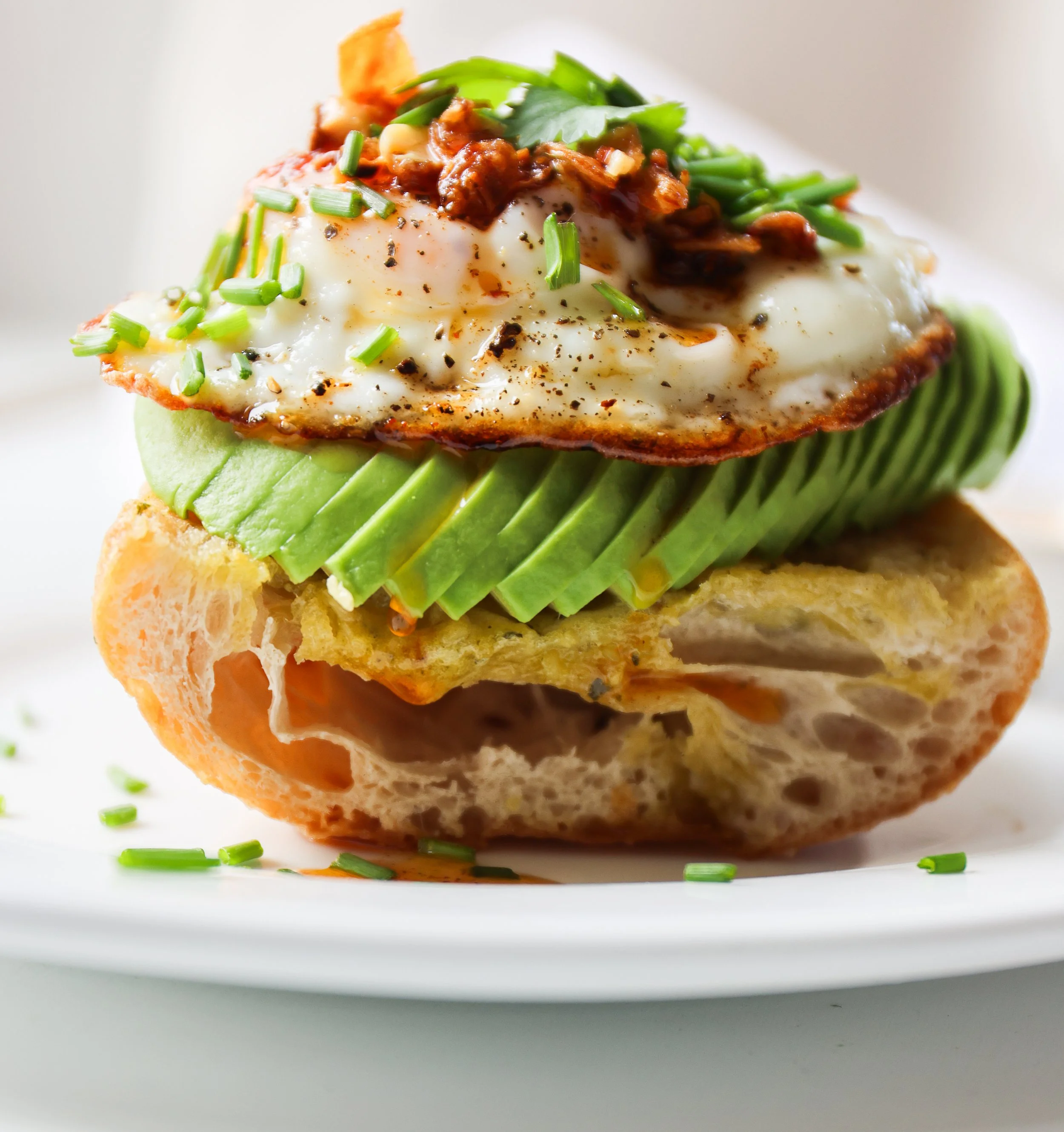 crispy egg avo ciabatta chilli crisp-07.jpg