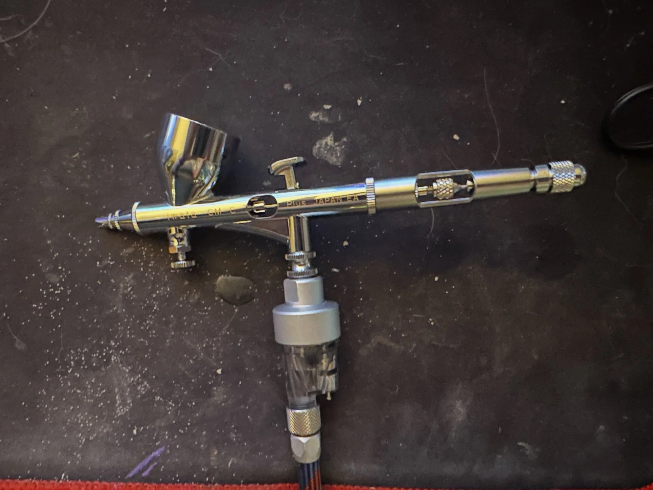 Question I was asked at #artvancouver over and over - how do you get your paintings so flat?  My secret weapon? Iwata CM-C micron plus.  This airbrush is my life. The precision is amazing if you thin your paint down. 
@iwata_airbrush 

#airbrushpaint