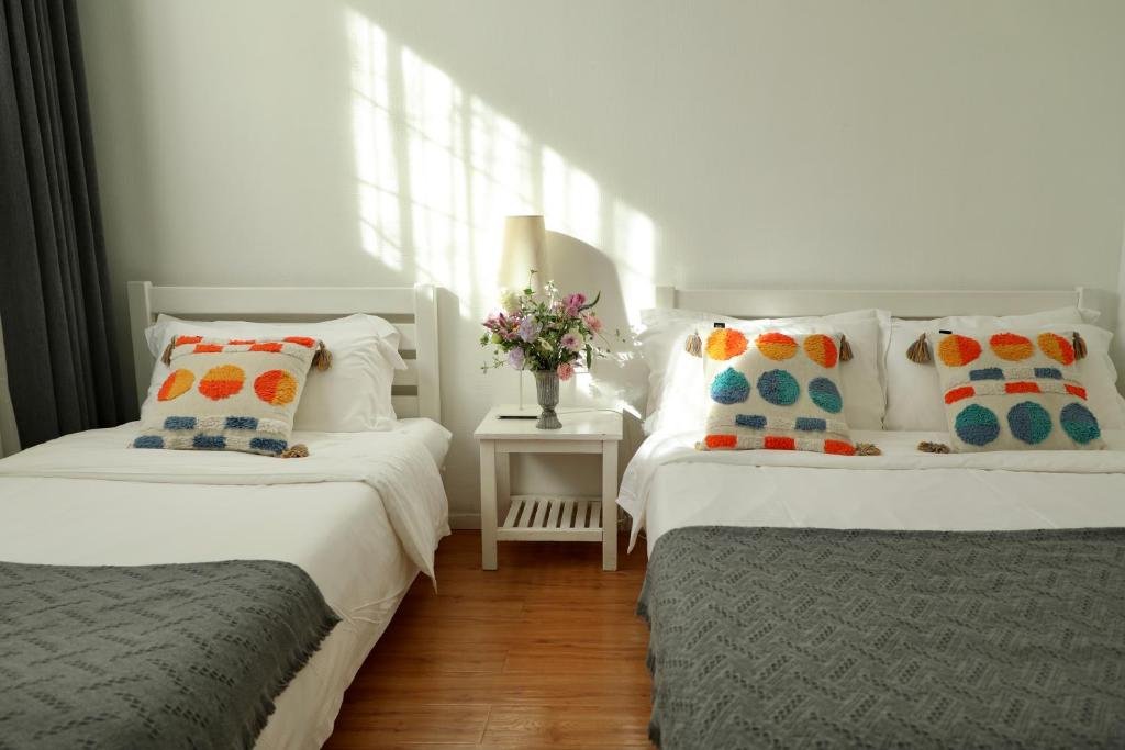 2.3 Peking Younth Hostel by Booking.jpg