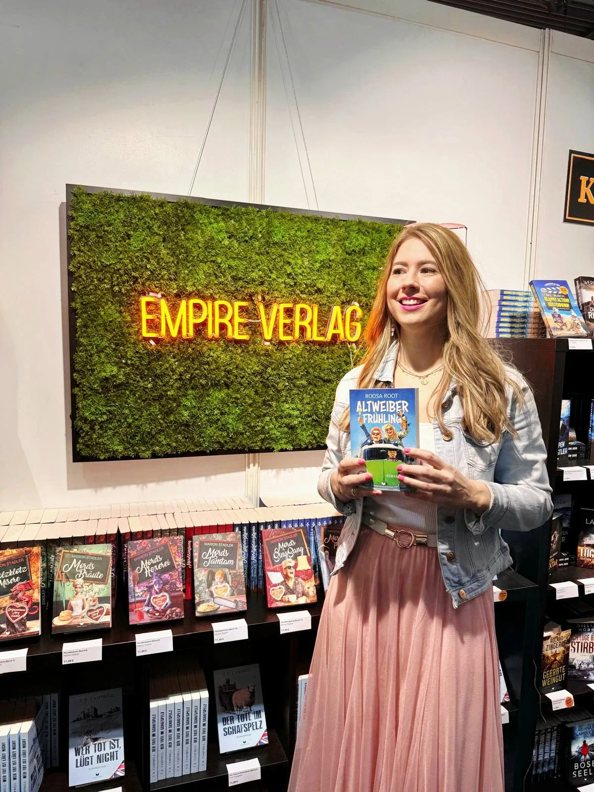 Roosa Root – Humorvolle Romane für Frauen mit Herz und Schmäh, auf der Buchmesse Leipzig