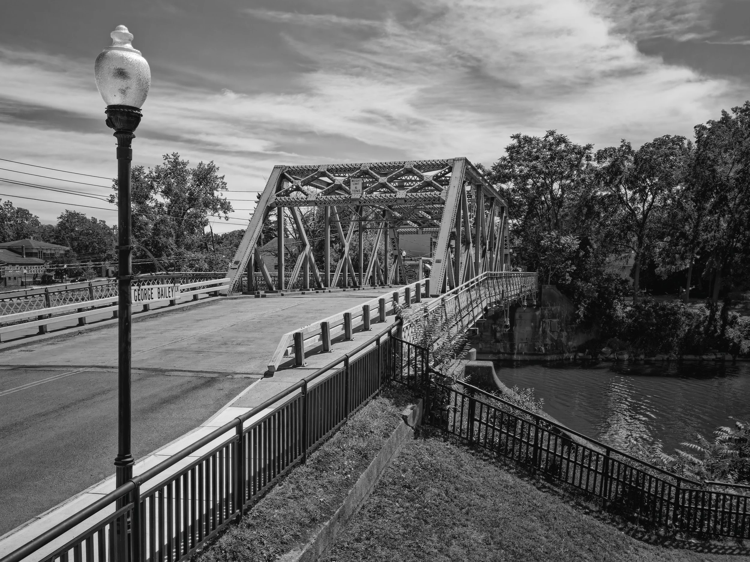 2025-08-18 Seneca Falls Bridge 1 B&W.jpg