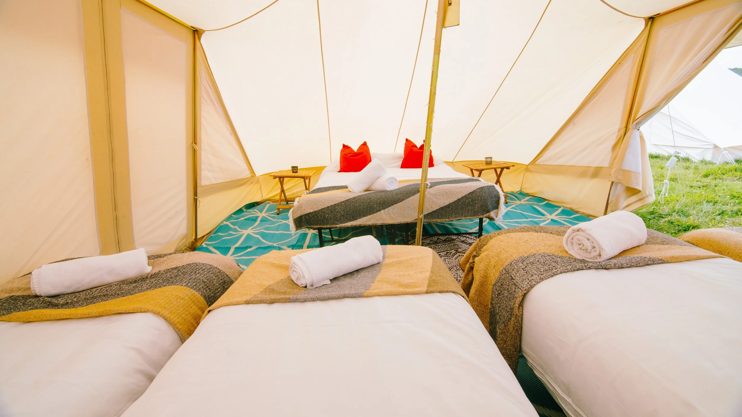 Silverstone F1 Glamping Accommodation Guide: Find Your Perfect PitStop Setup