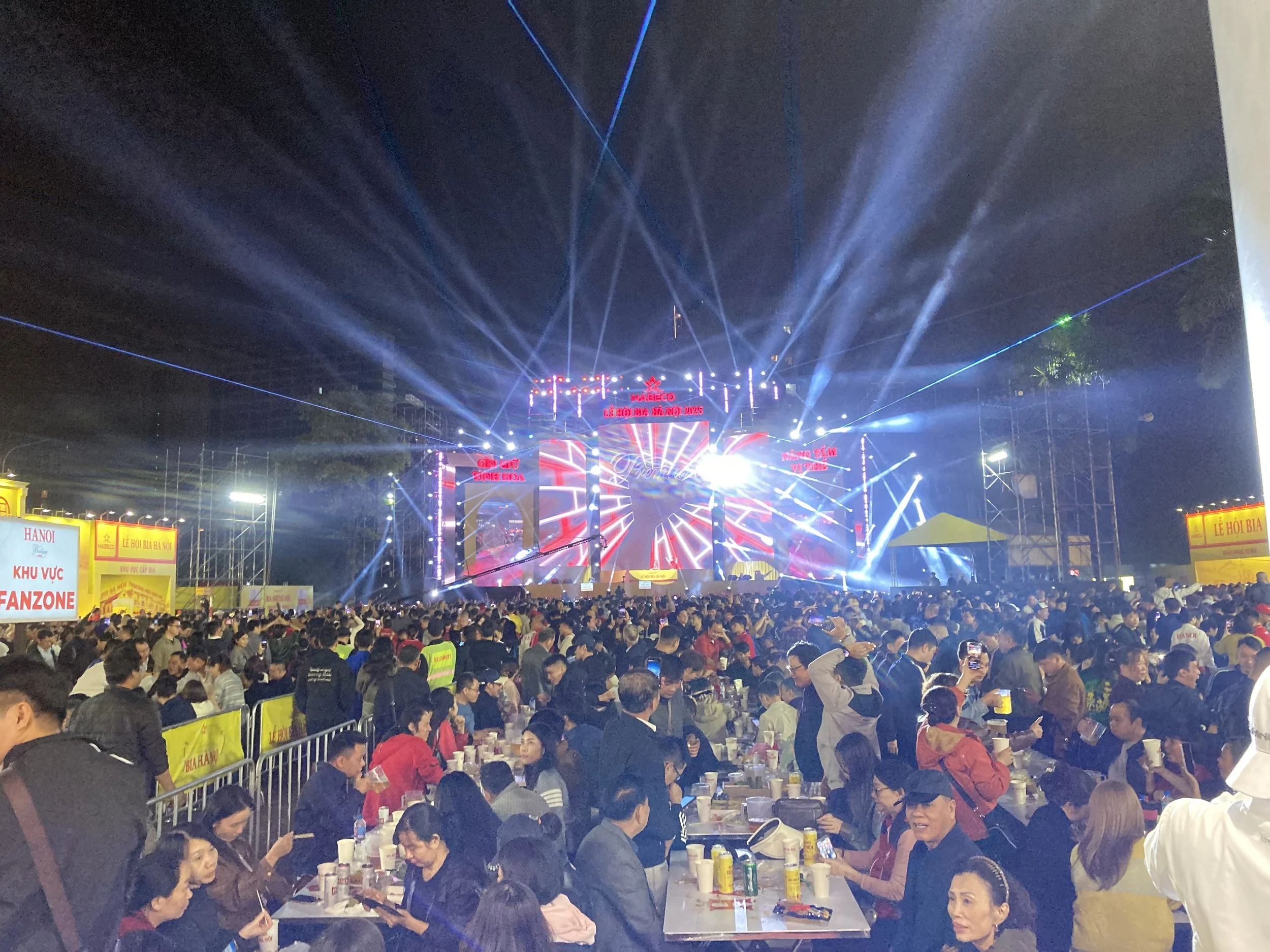 Goooodmorning Vietnam! (November 22, 2025)