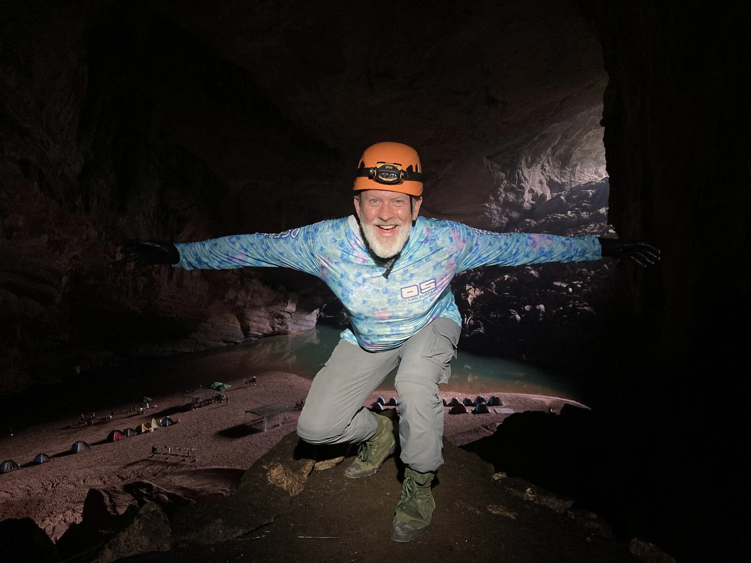 Hang En Cave, Vietnam (December 2, 2025)