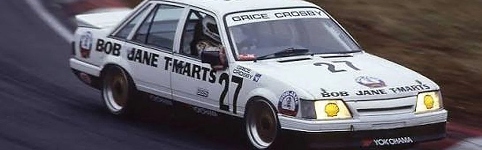 1980s VK Commodore touring car racing - Bring it Back Series Pukekohe Park race night at Pro Racing Hastings