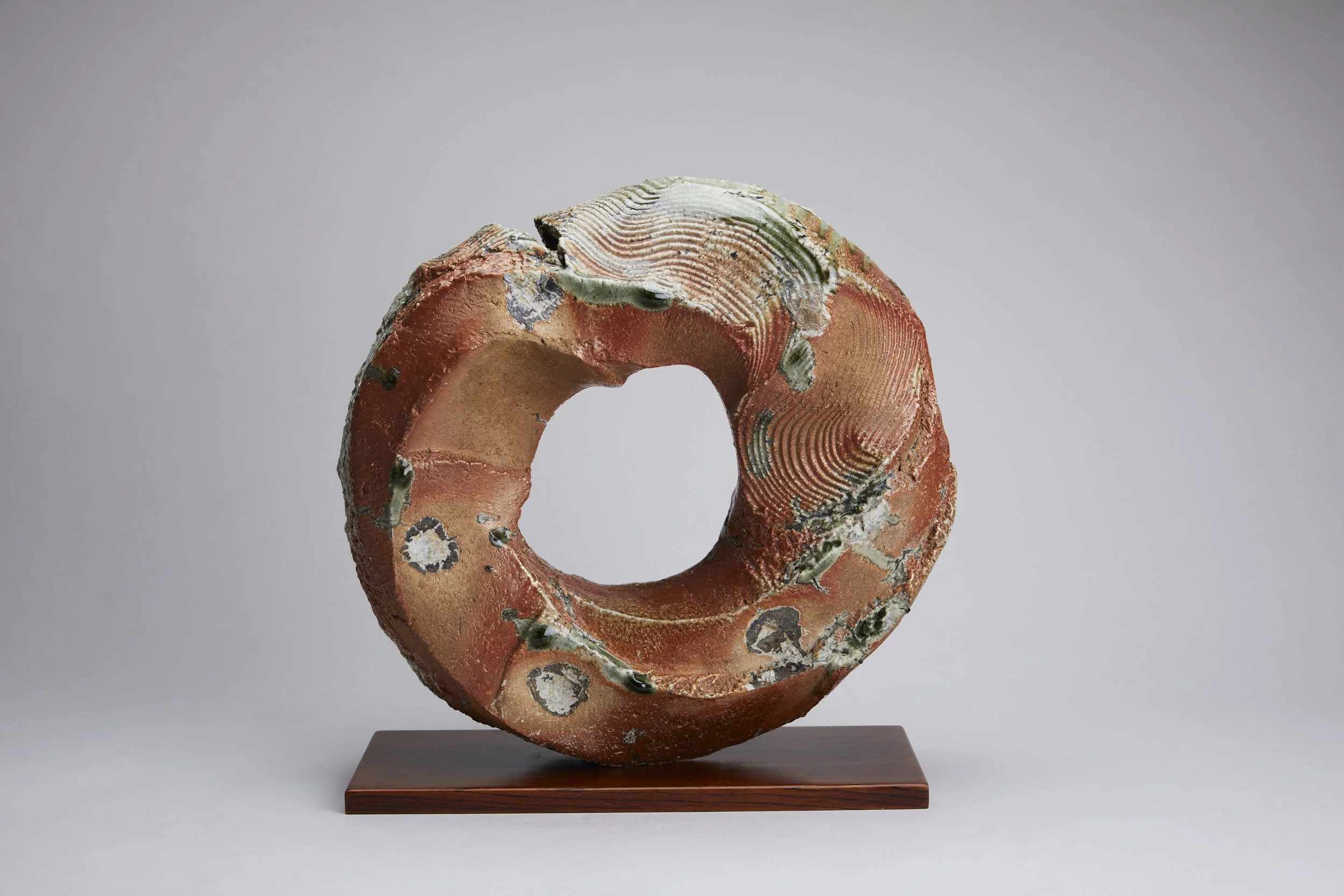 Toukaiseki vase, yohen natural ash glaze side B.jpg