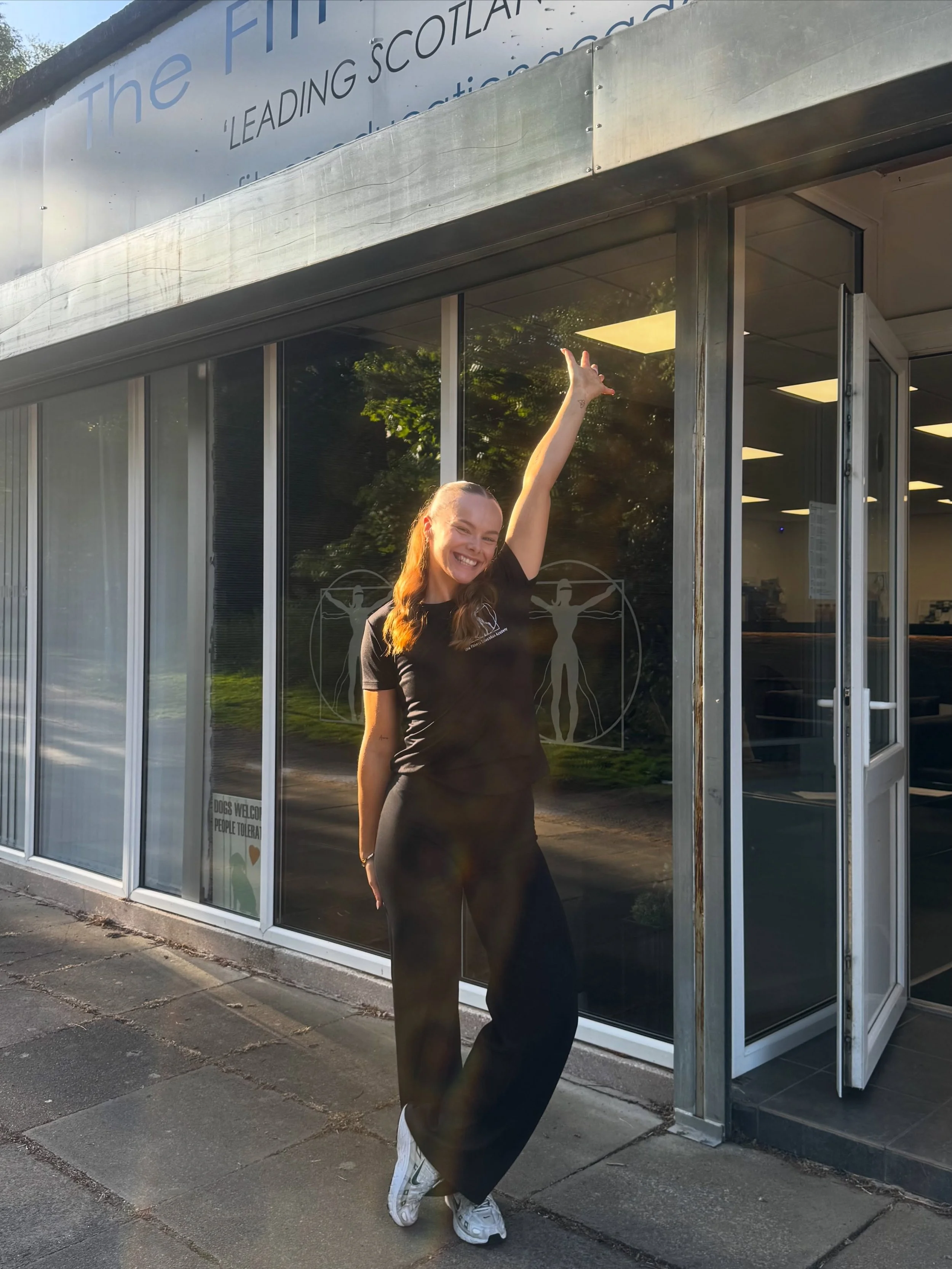 Meet Sarah ✨

Sarah came through our academy @thefitnesseducationacademy on our PT course and now she&rsquo;s part of the team. 🙌

You&rsquo;ll find her on reception most days and she&rsquo;s also building her own coaching business as a PT 👉 @sarah