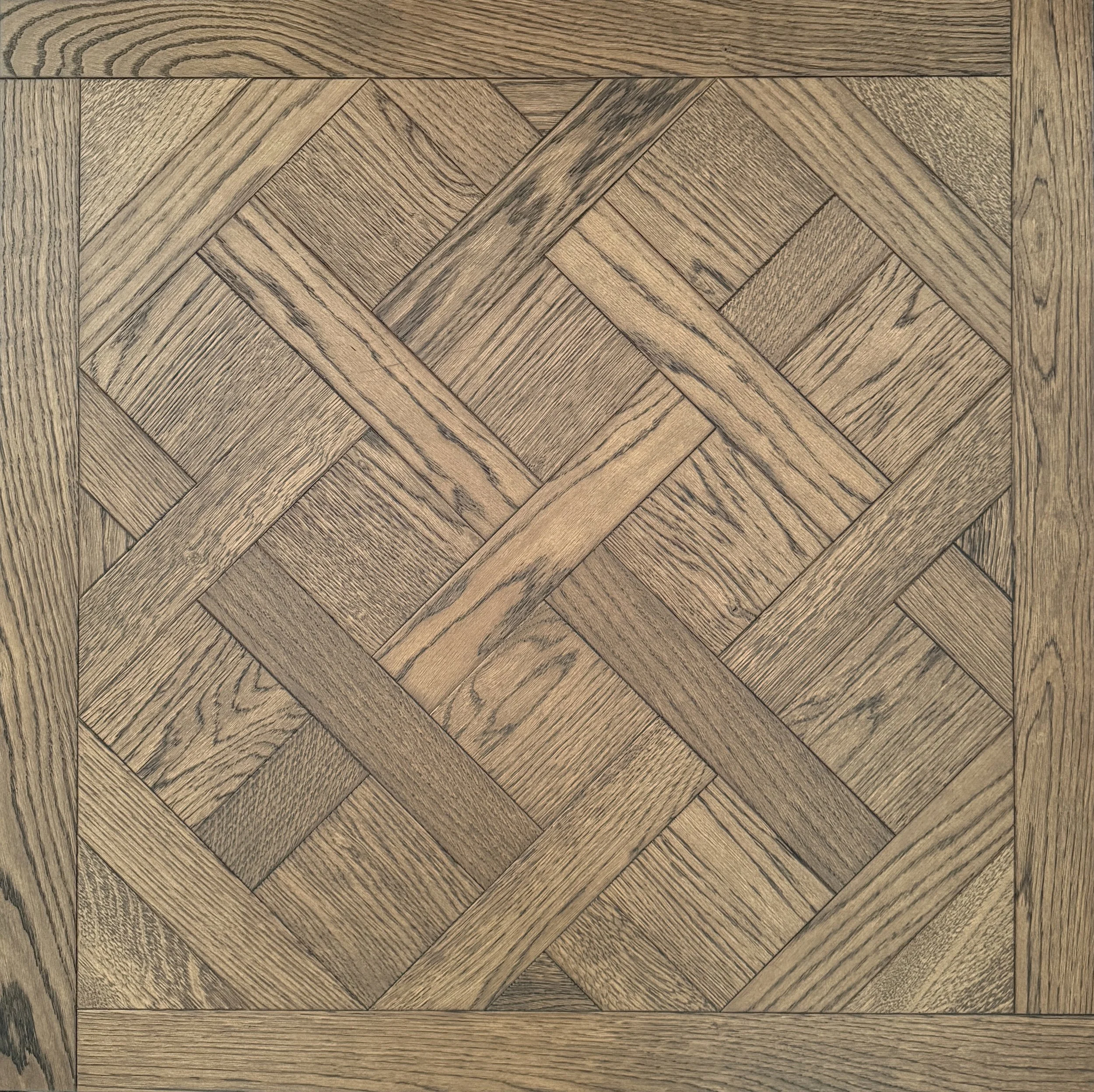 Tafelparkett Versailles Farbe 1500.jpg