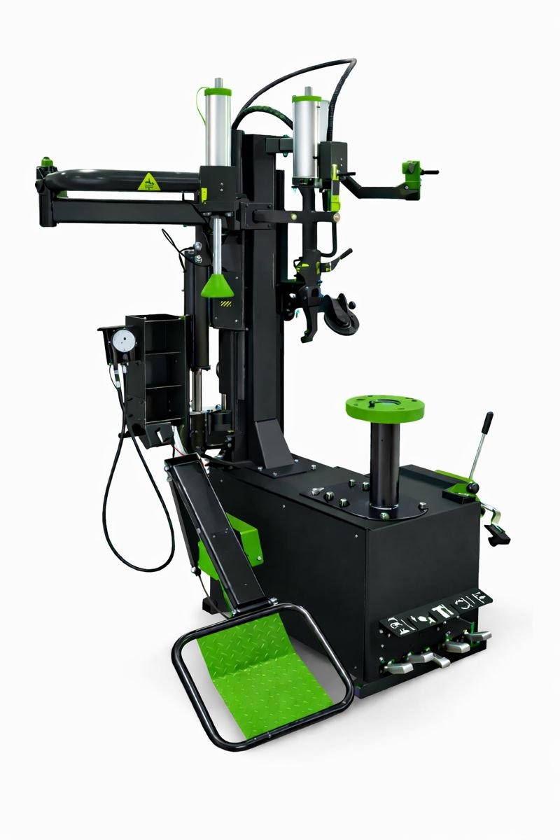 Robot d'assistance pour la marche avec des barres de support, une plateforme pour le pied et un dispositif de traction.