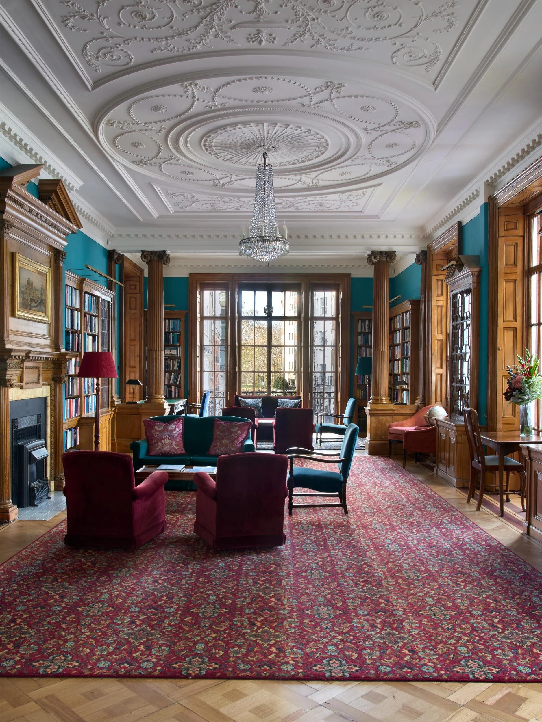 251117_AlienorCross2212 1_HiRes.jpg