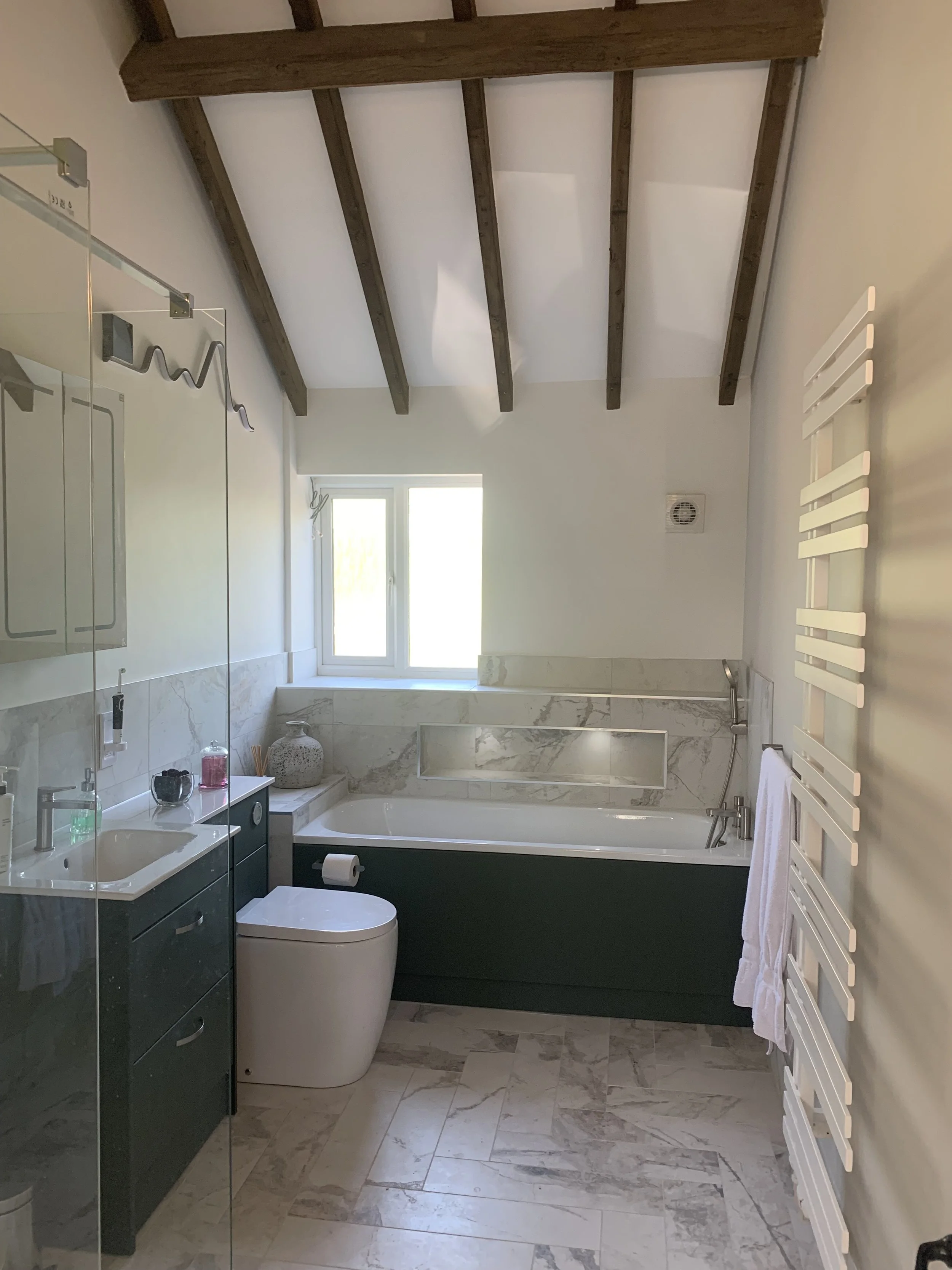 Frauke bathroom 6.jpg