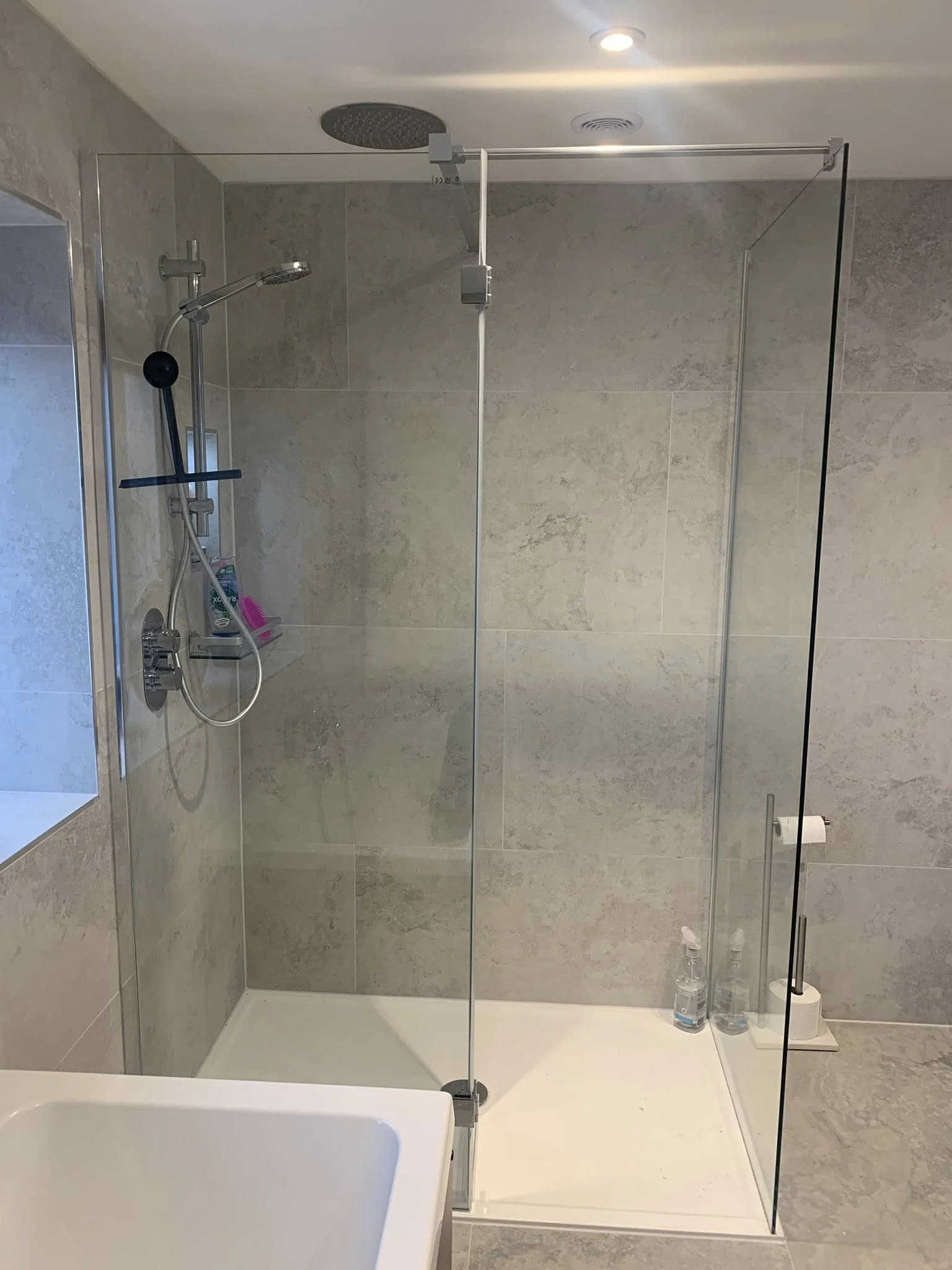 Griffiths bathroom 5.jpg