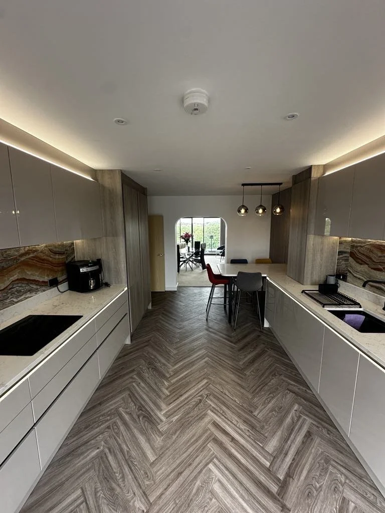 Hufflet kitchen 7.JPG