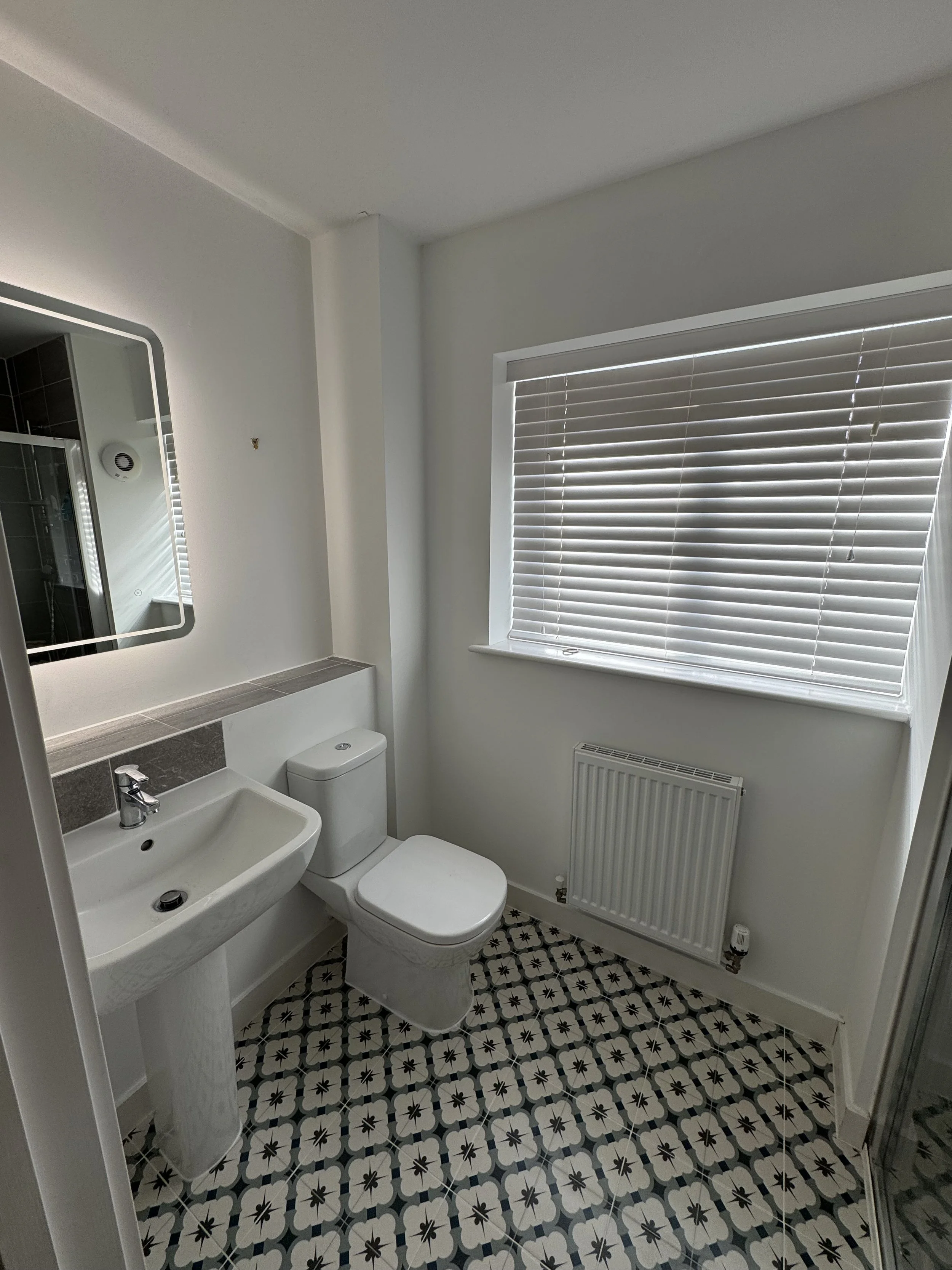 Cooke bathroom 1.jpg