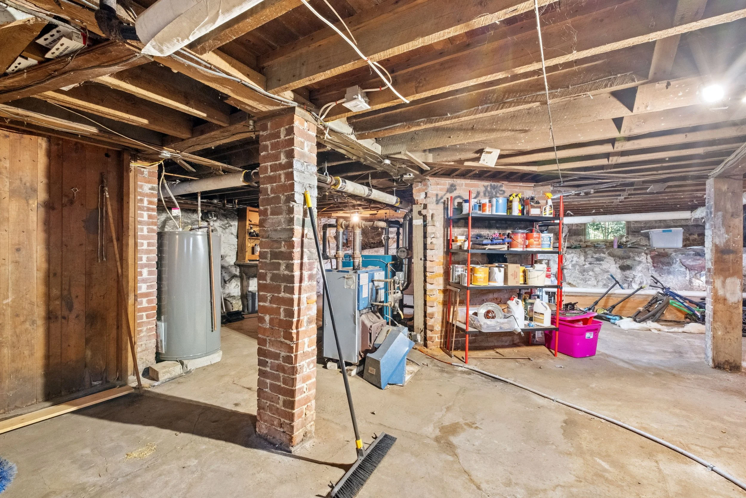 68 Center Street - Margot Skelley (78).jpg
